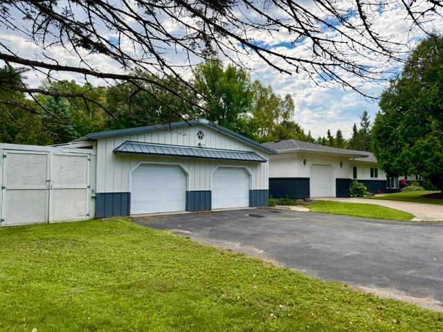 1329 Isleview Road Property Photo 11