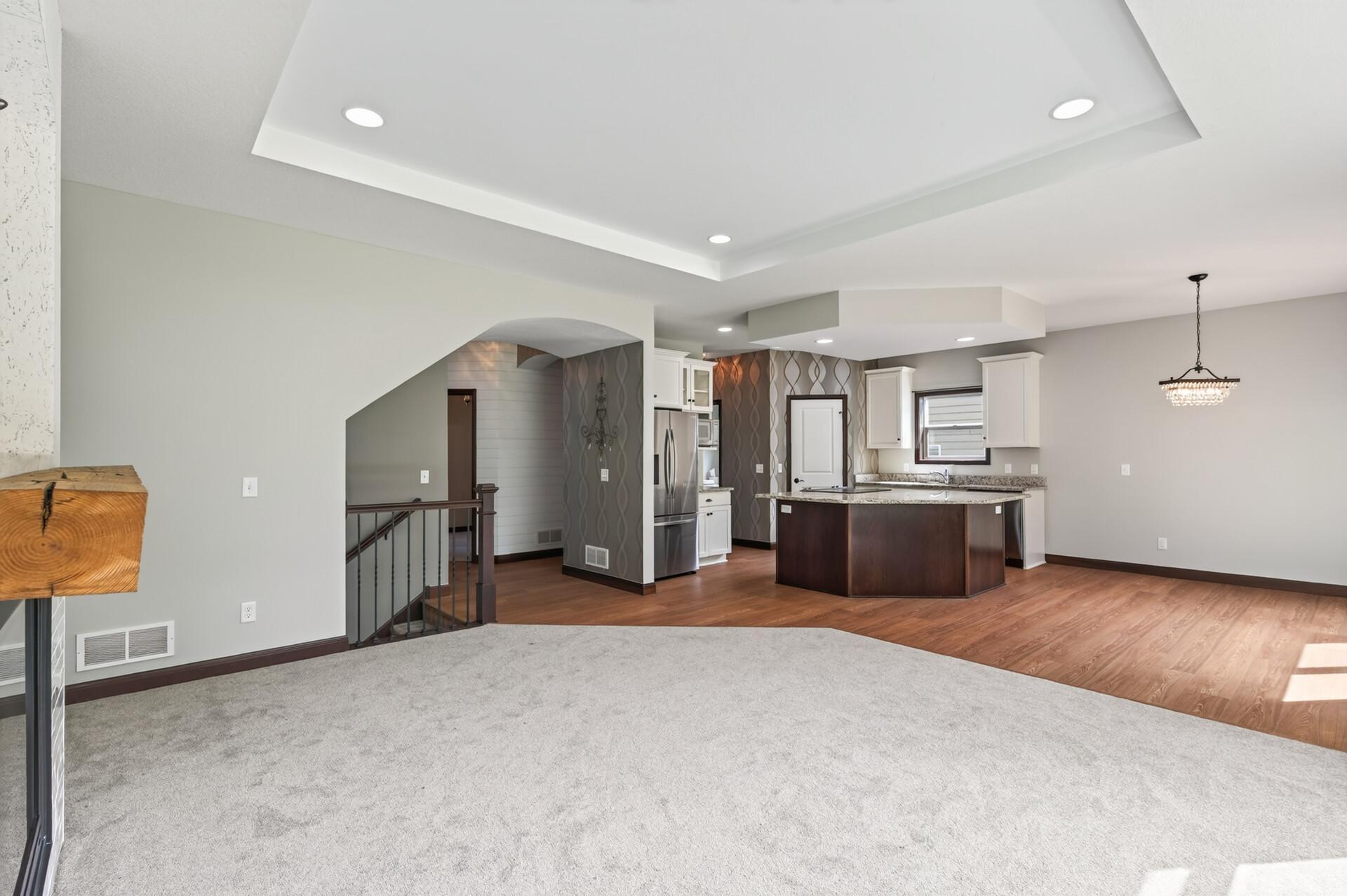 1545 Maple Place Property Photo 13