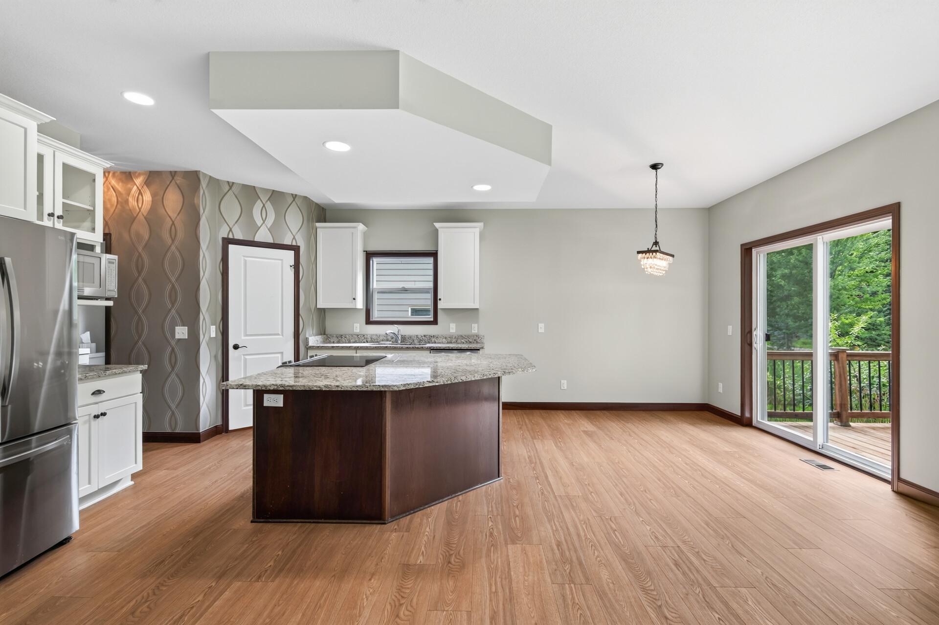 1545 Maple Place Property Photo 15