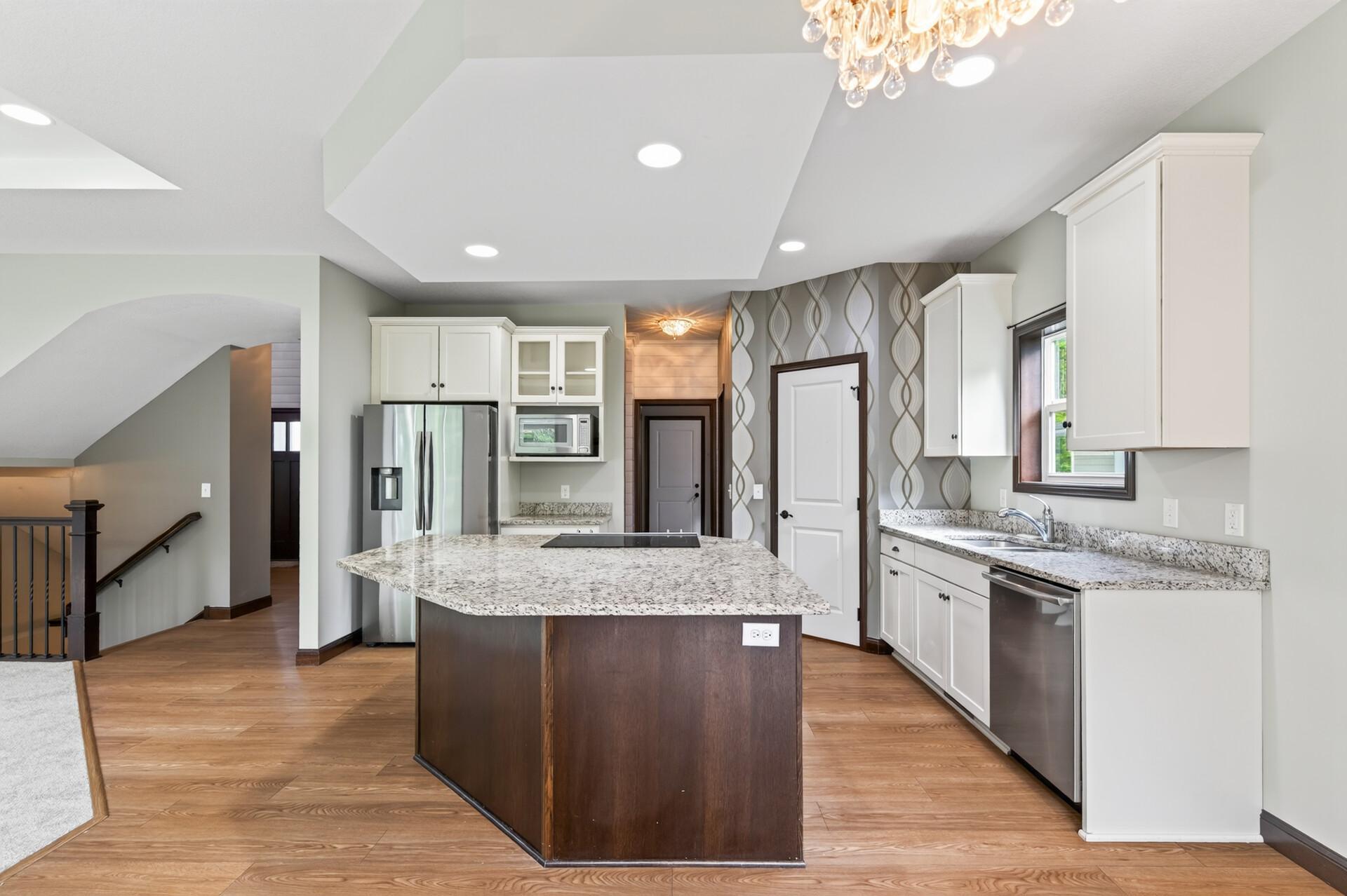 1545 Maple Place Property Photo 17