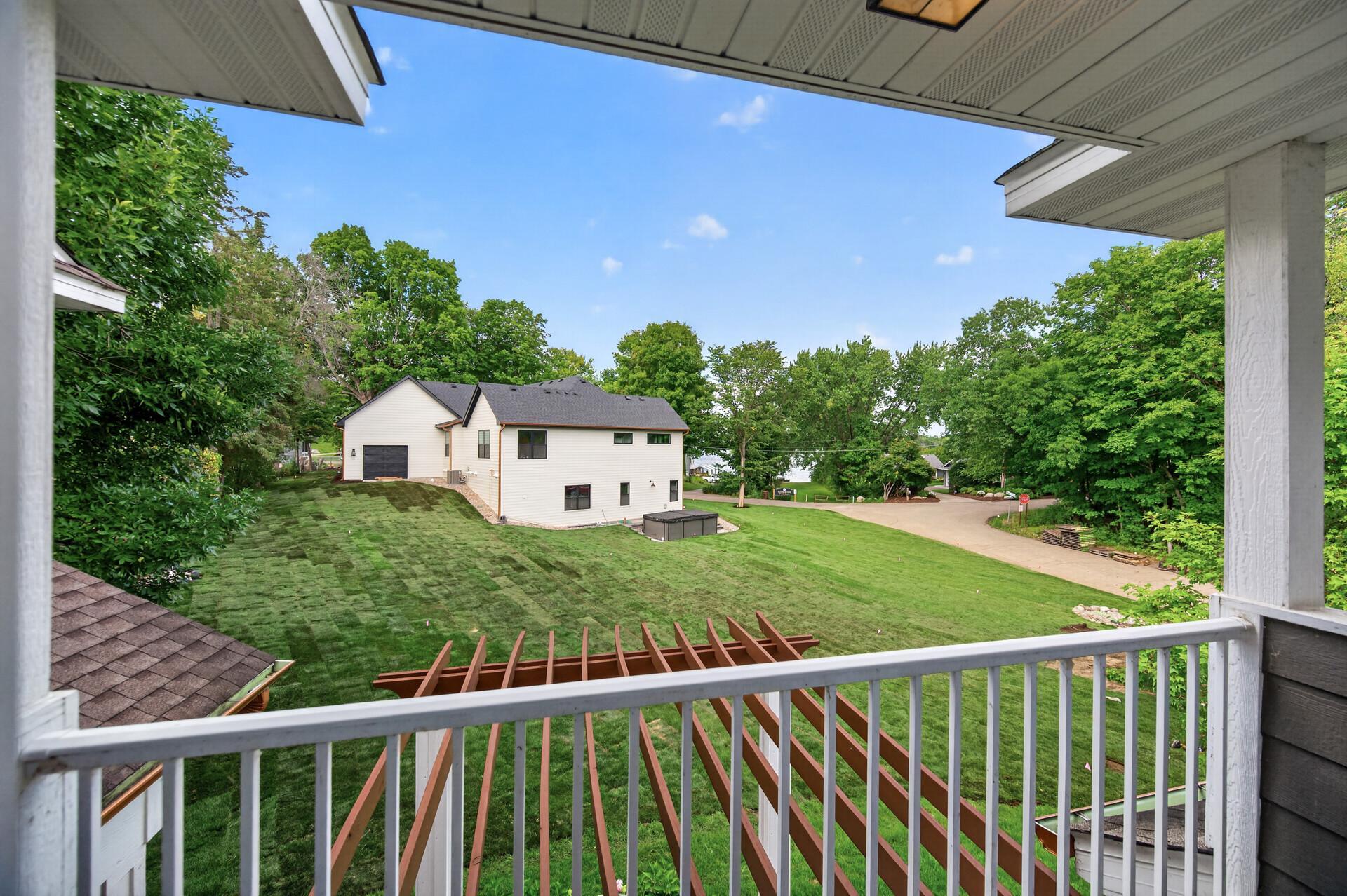 1545 Maple Place Property Photo 29