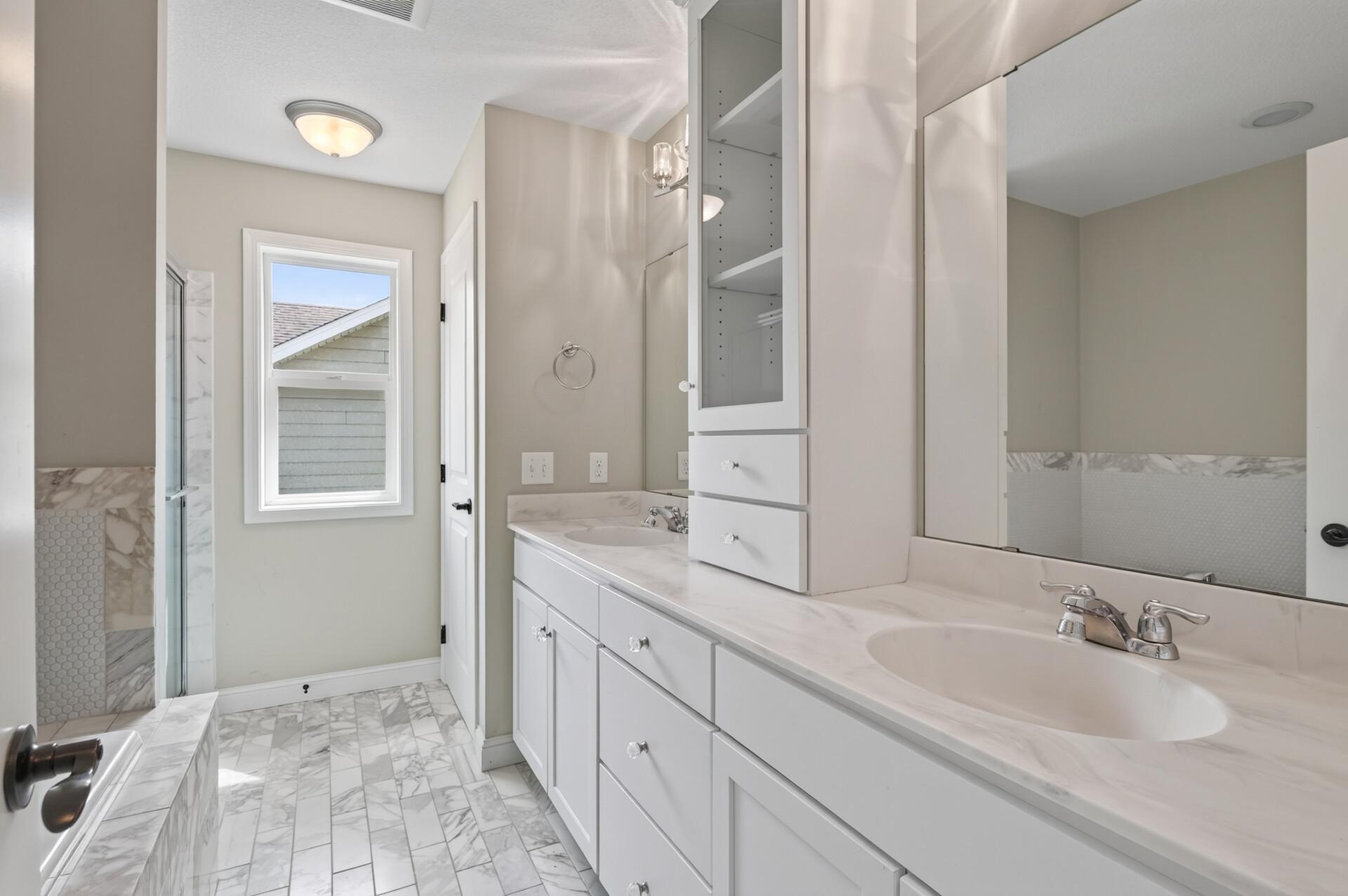 1545 Maple Place Property Photo 30