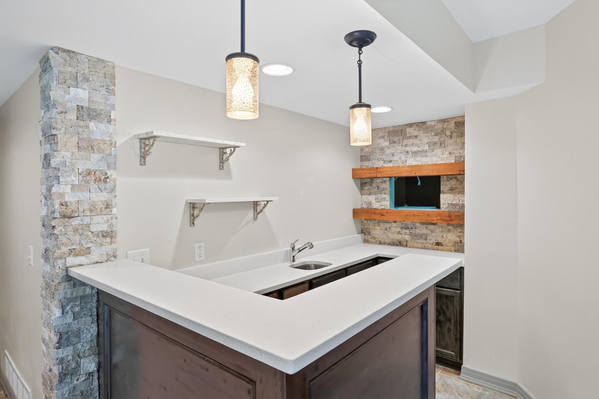 1545 Maple Place Property Photo 44