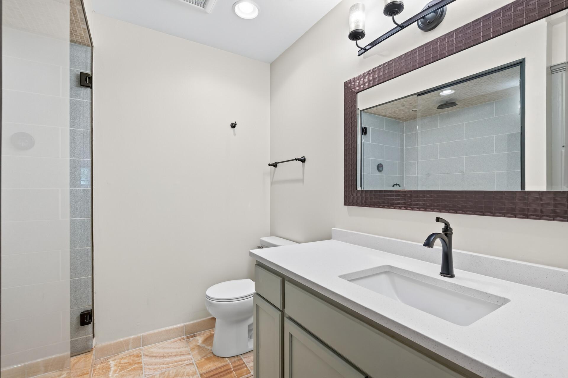 1545 Maple Place Property Photo 47