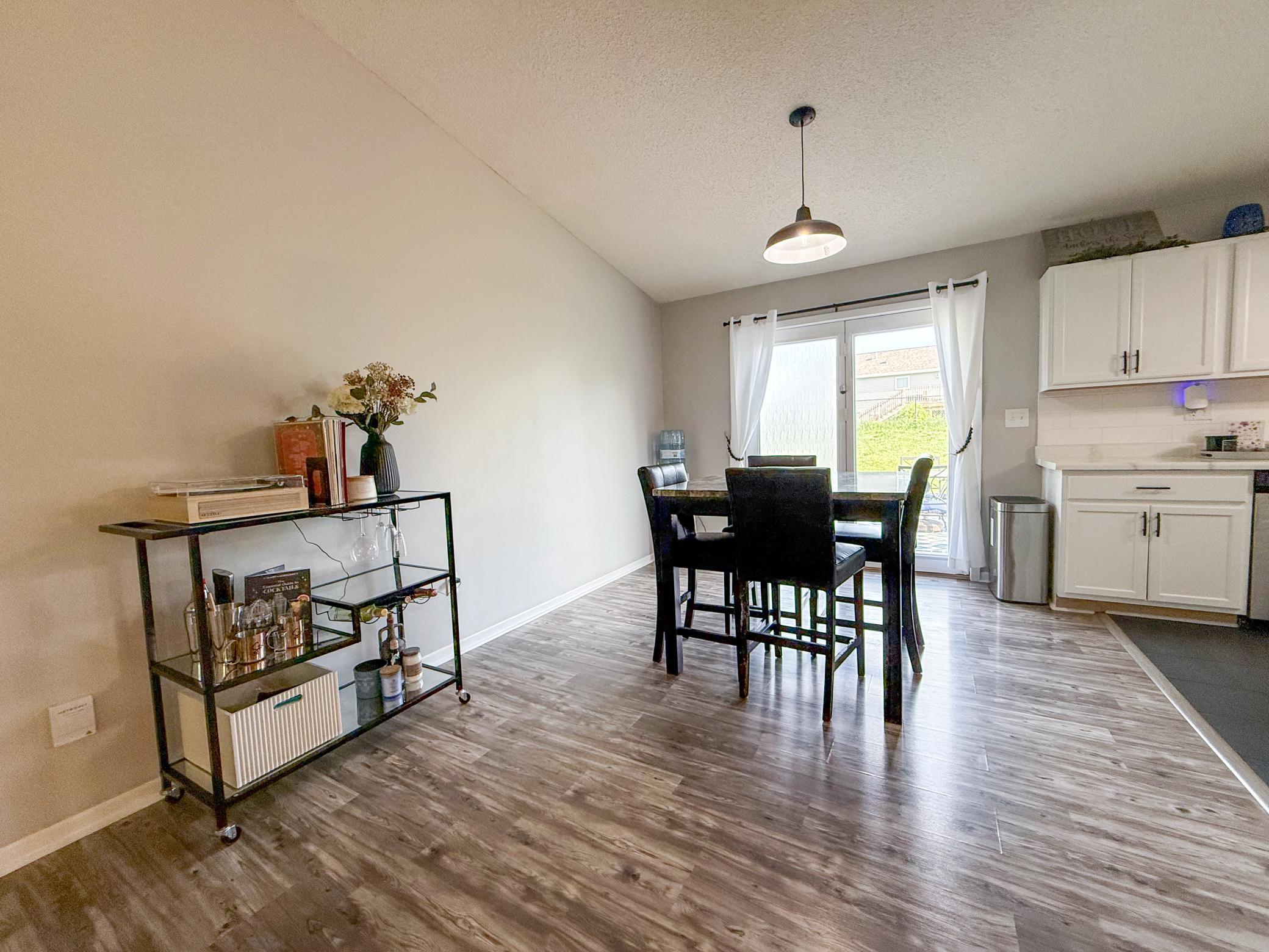 3065 Rose Heights Drive Se Property Photo 4