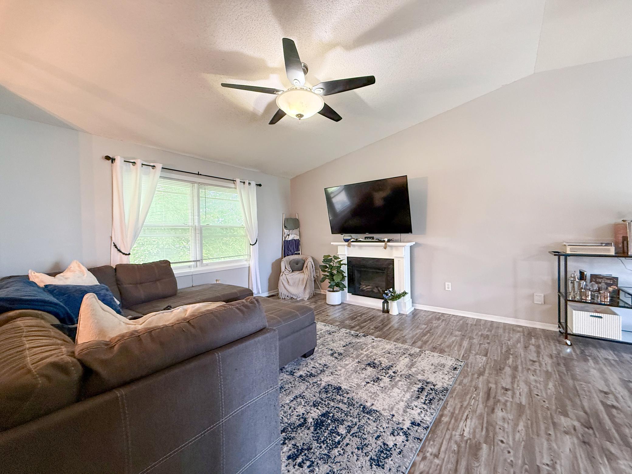 3065 Rose Heights Drive Se Property Photo 6