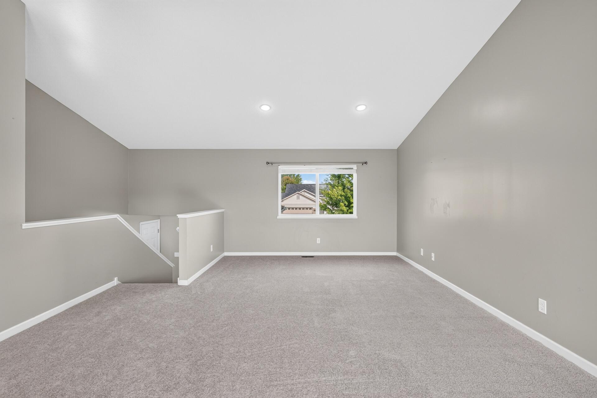 930 Meadows Boulevard Property Photo 5