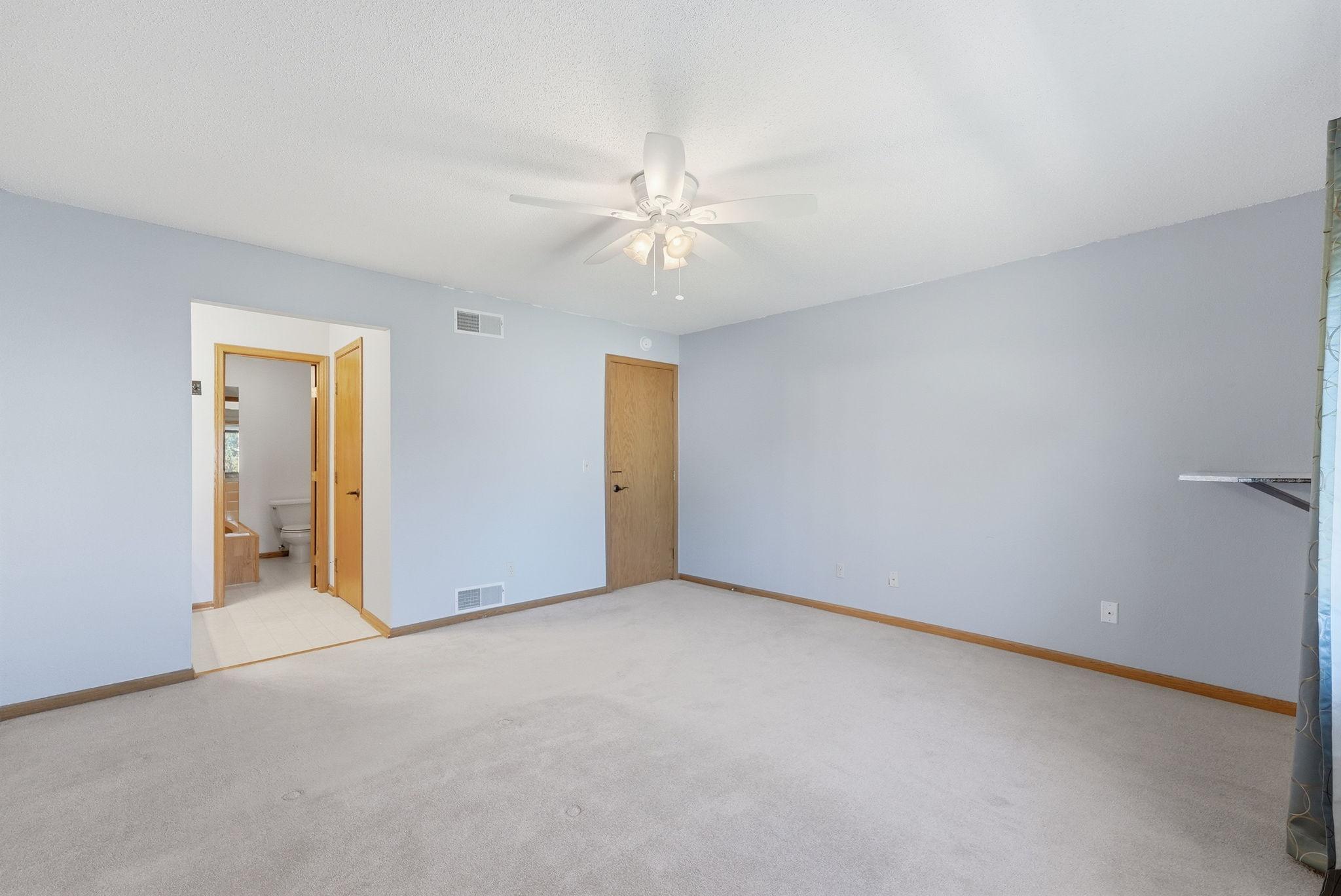 2070 Stockinger Drive Property Photo 21