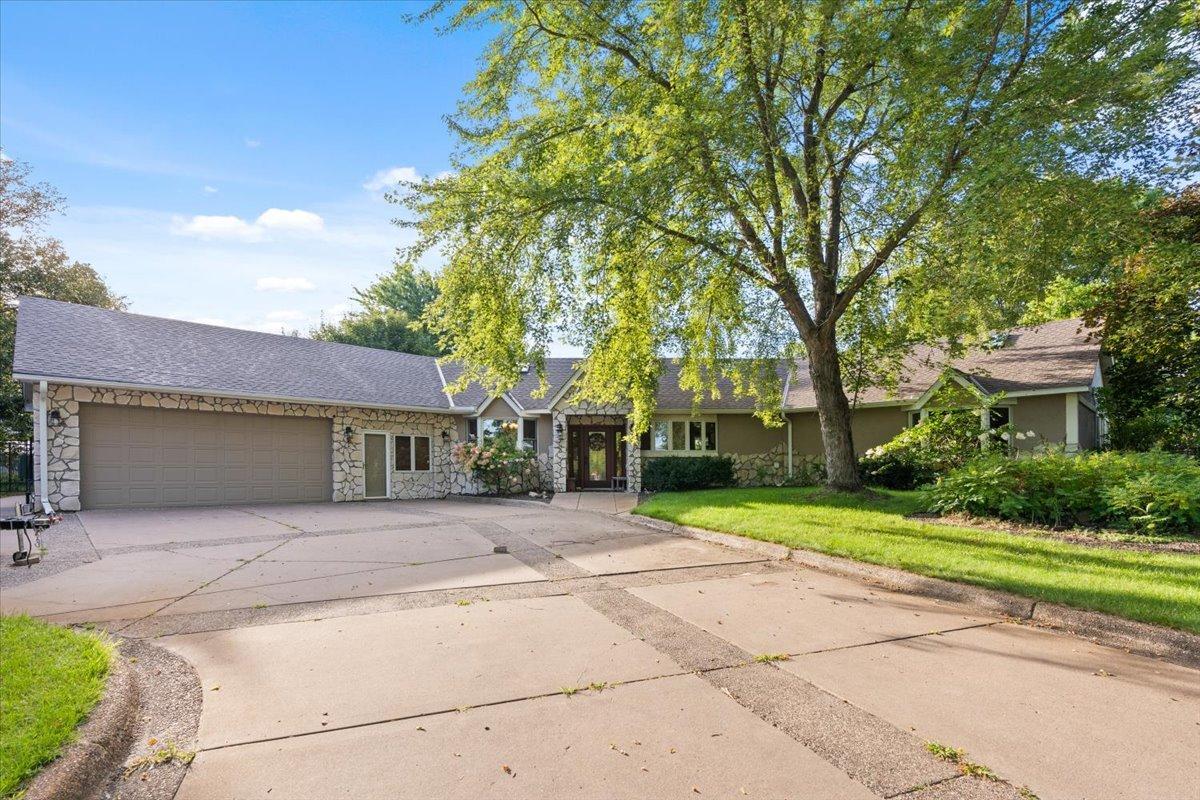31813 Lakeway Drive Ne Property Photo 7