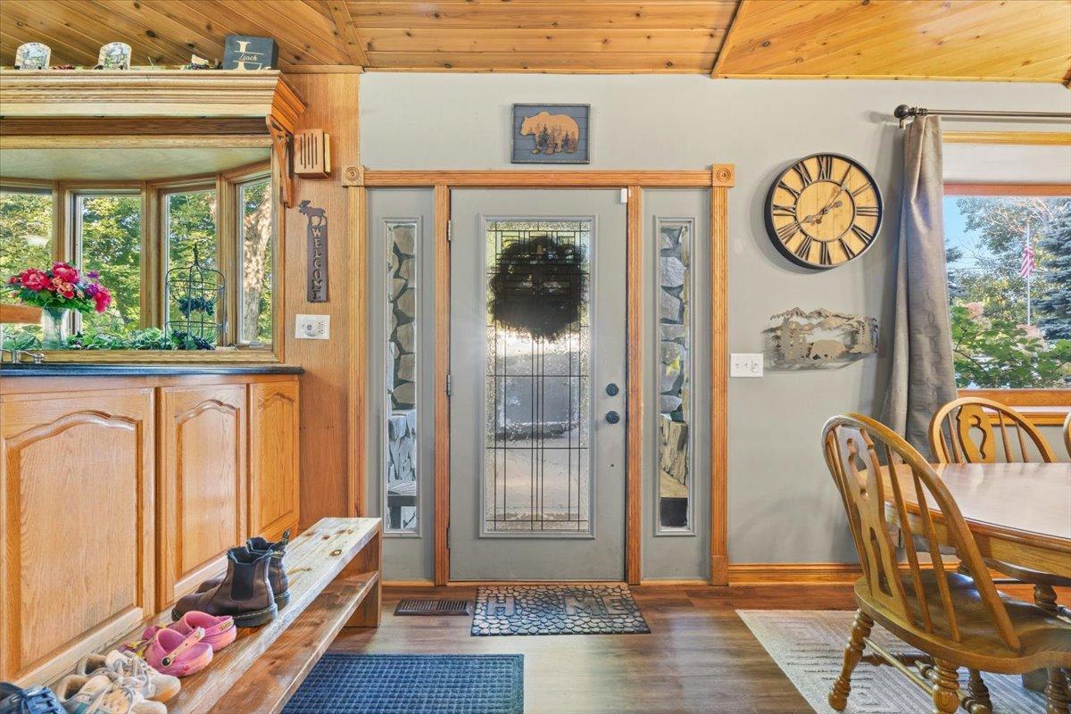 31813 Lakeway Drive Ne Property Photo 8