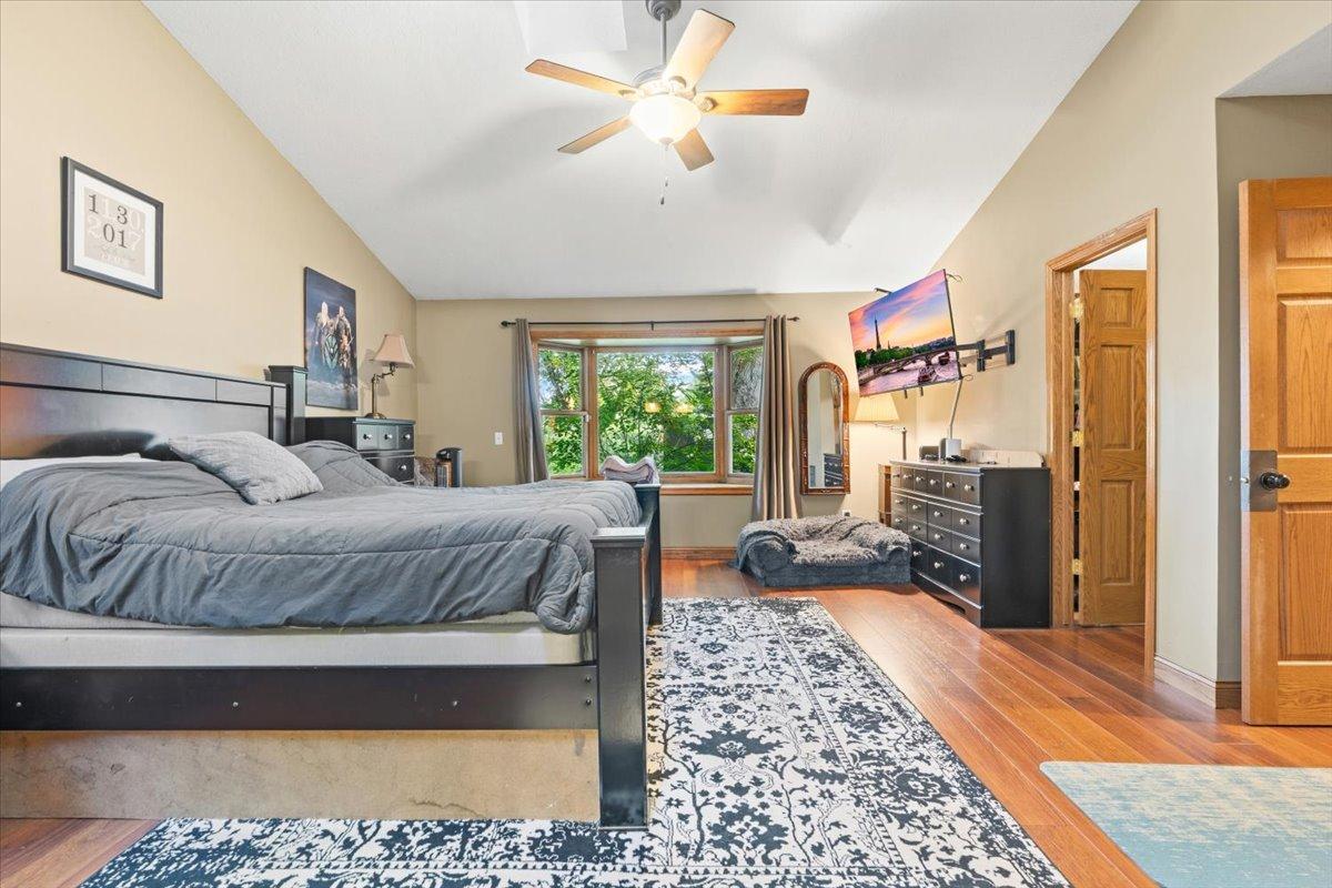 31813 Lakeway Drive Ne Property Photo 22