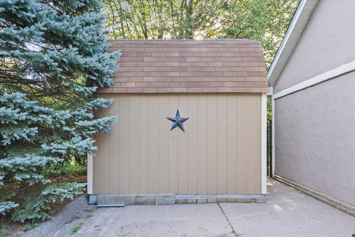 31813 Lakeway Drive Ne Property Photo 48