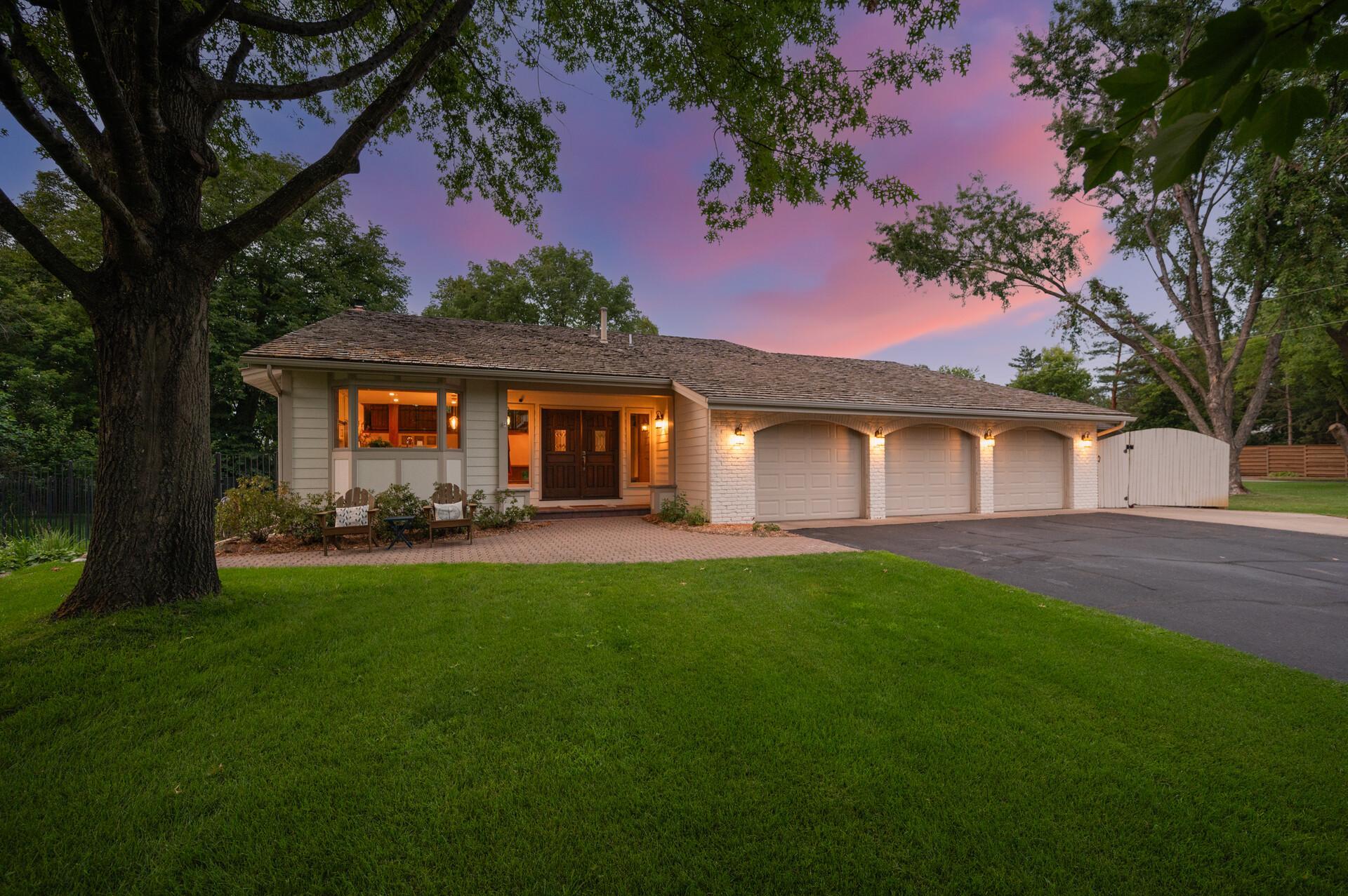 12510 Overlook Road Property Photo 1