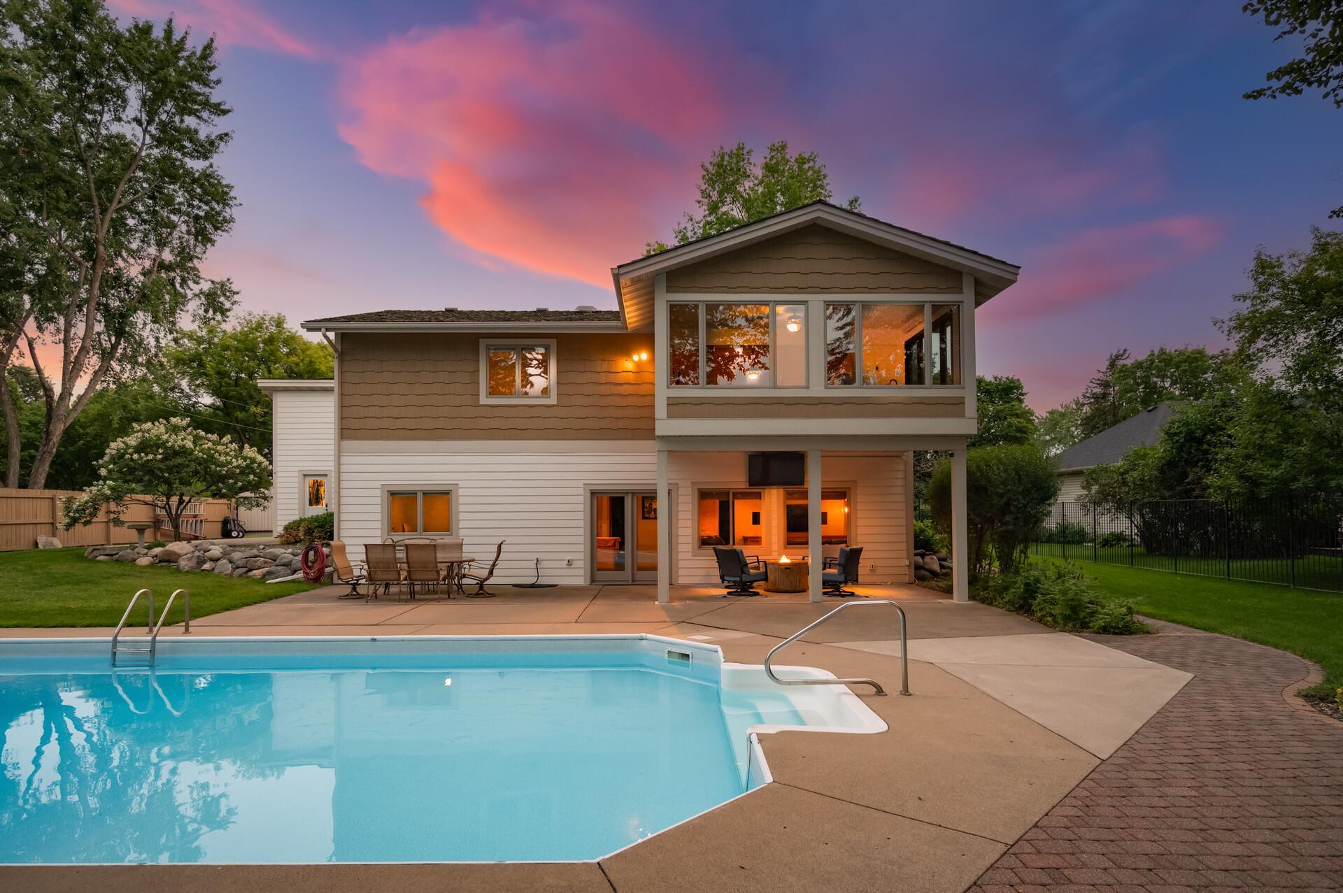 12510 Overlook Road Property Photo 6