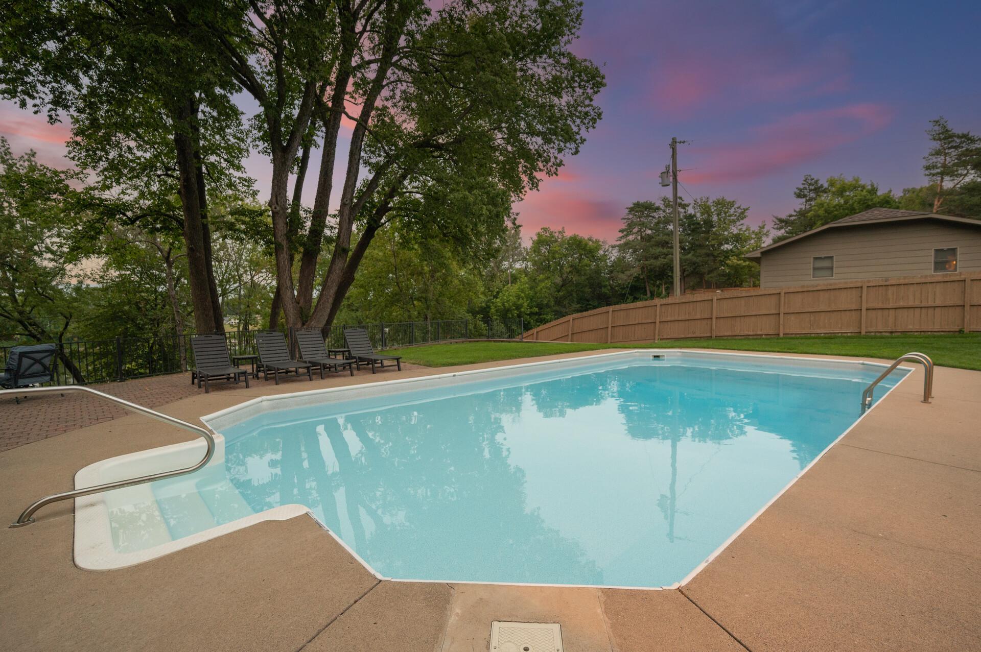 12510 Overlook Road Property Photo 7