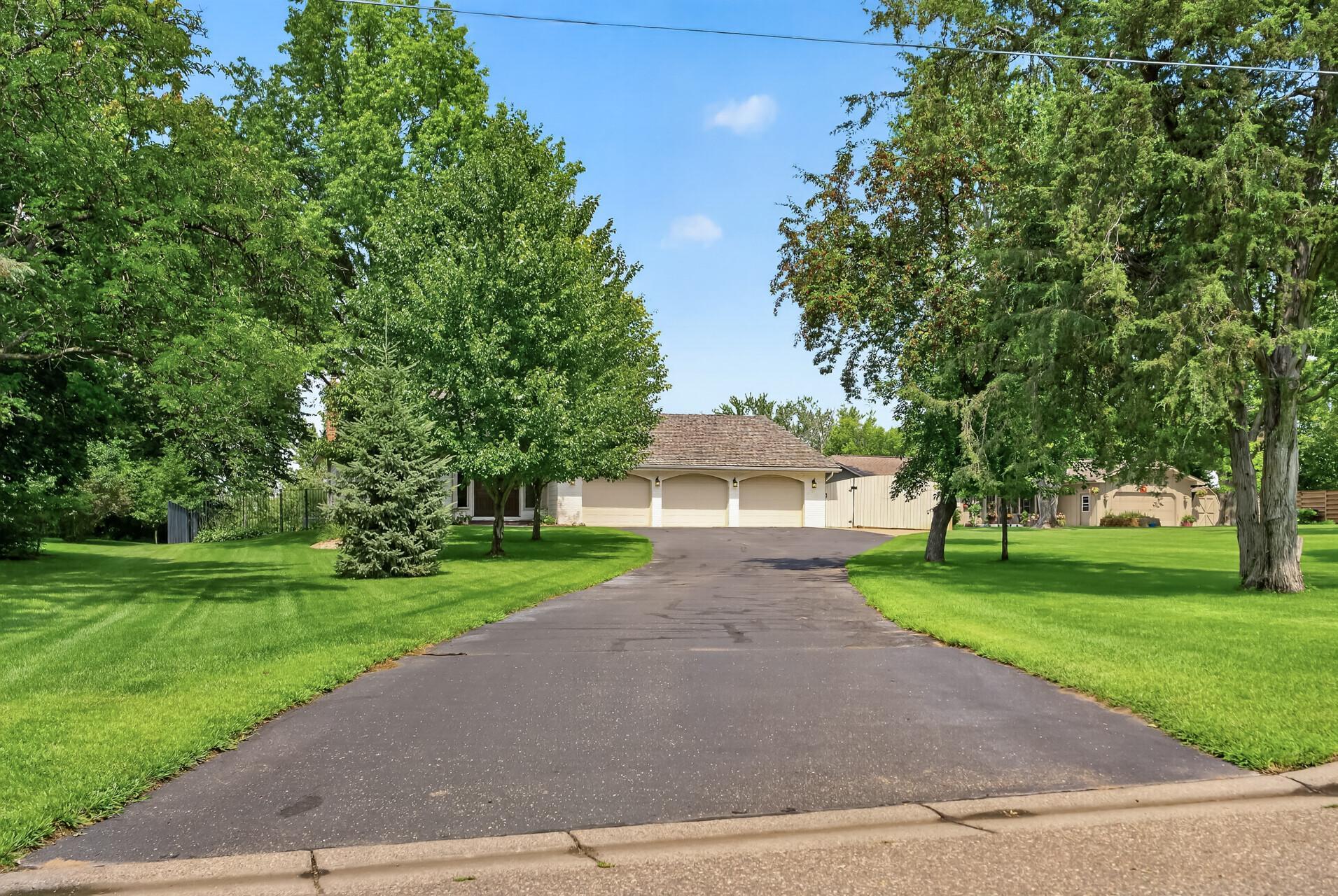 12510 Overlook Road Property Photo 14