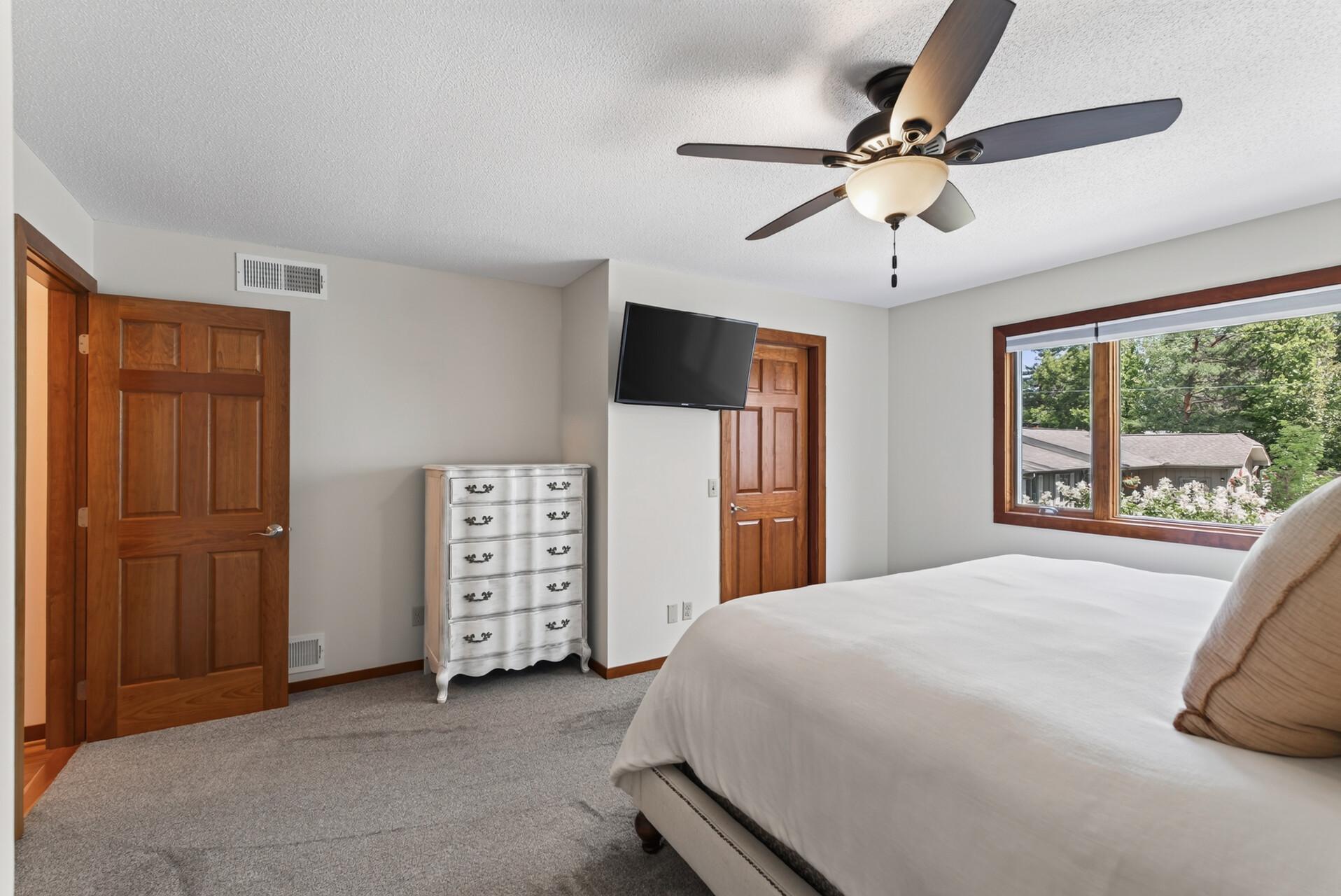 12510 Overlook Road Property Photo 42