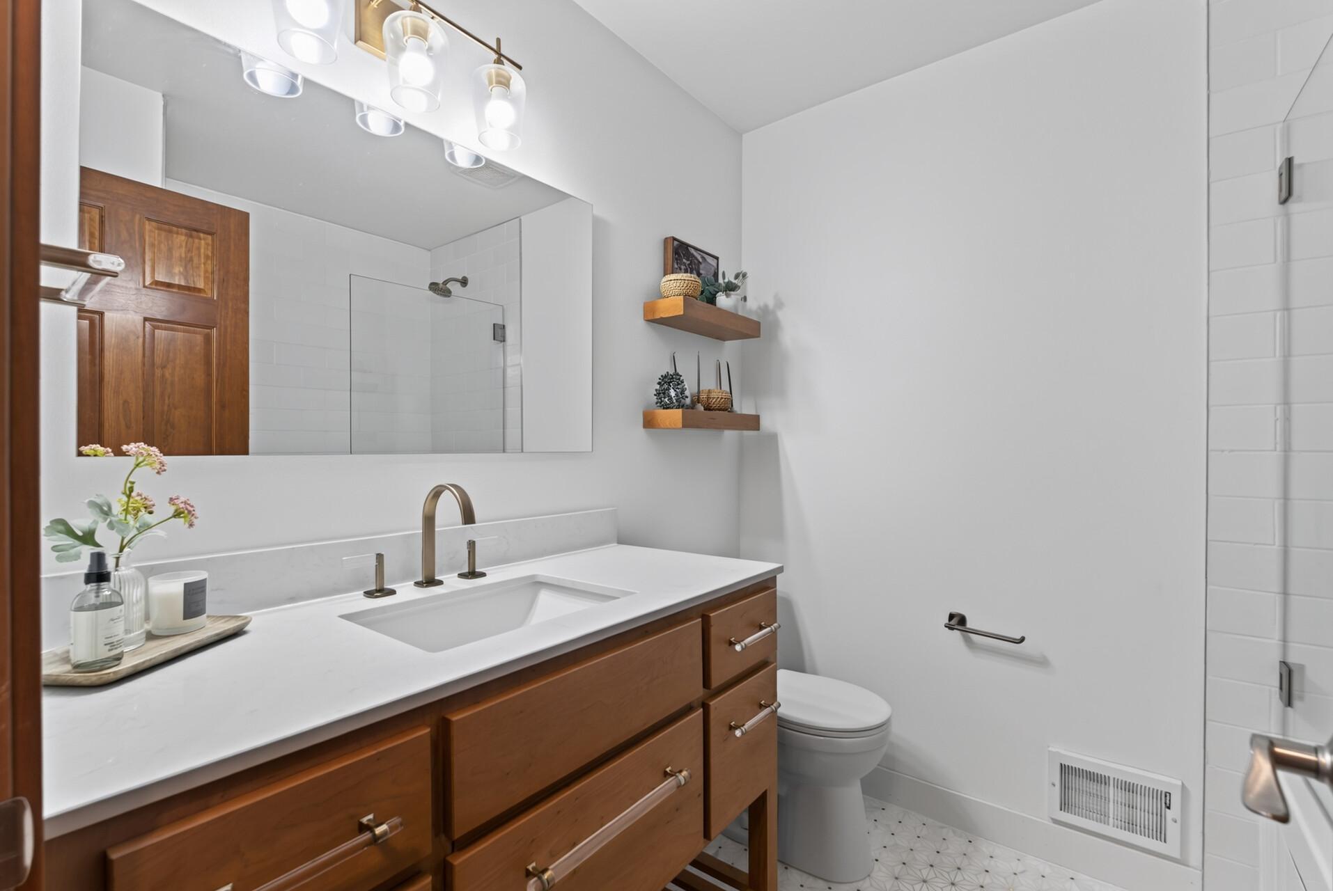 12510 Overlook Road Property Photo 48
