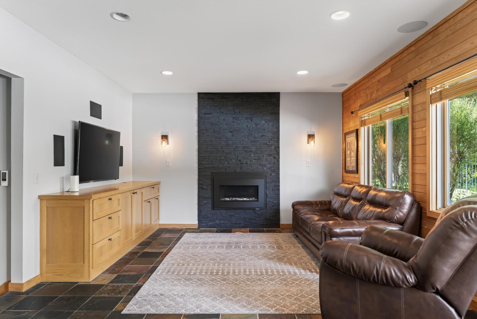 12510 Overlook Road Property Photo 54
