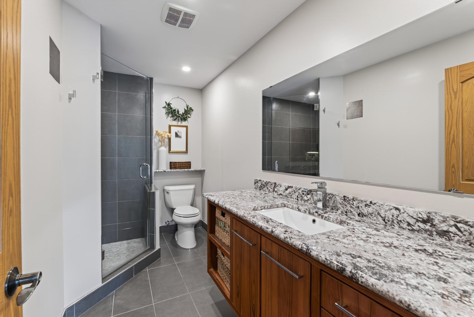 12510 Overlook Road Property Photo 58