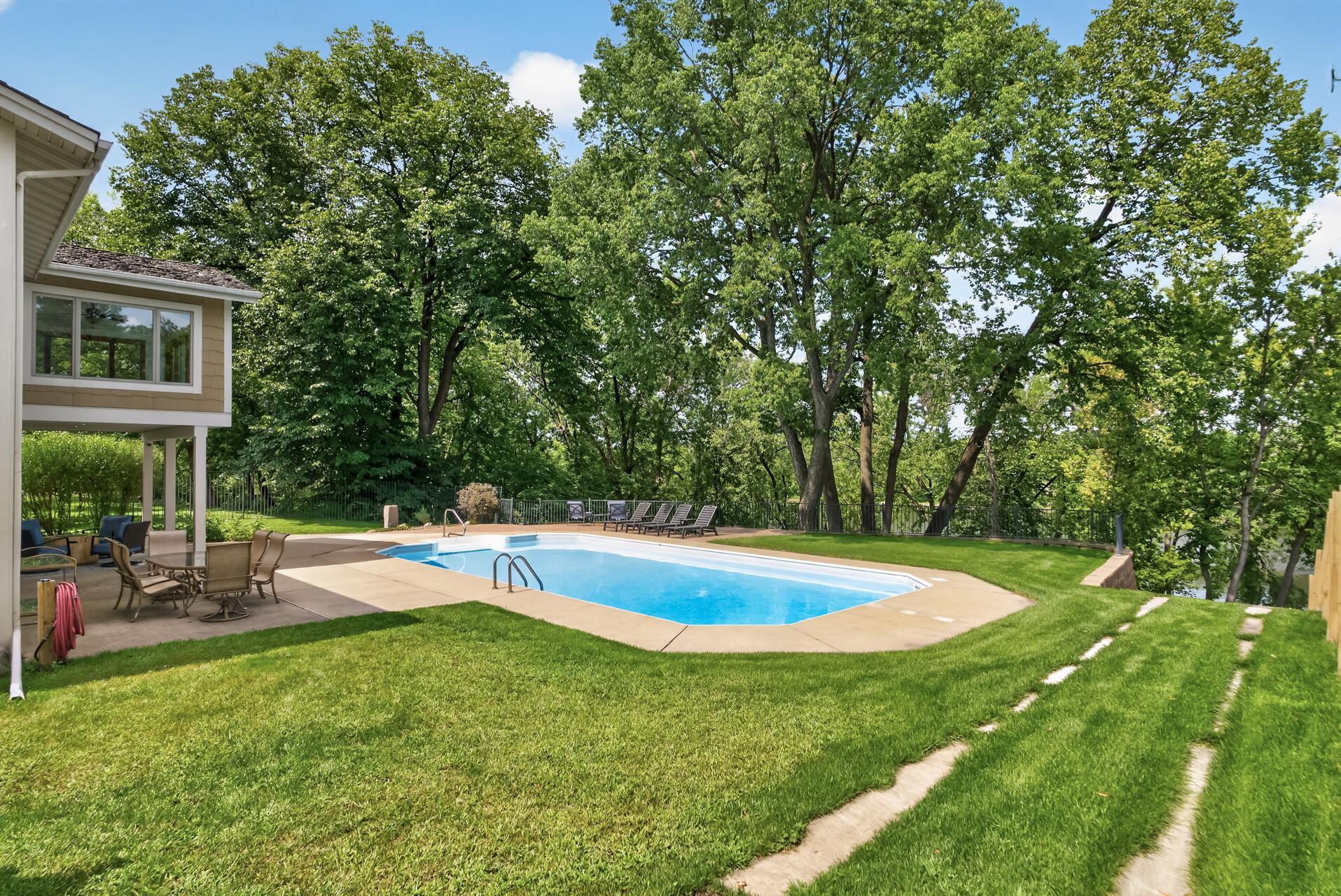 12510 Overlook Road Property Photo 68
