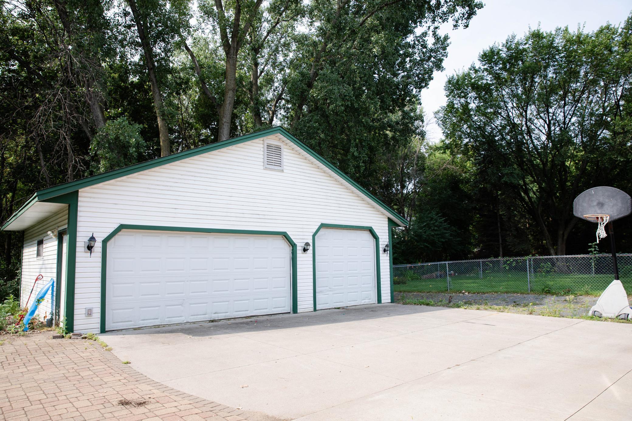930 County Road C E Property Photo 6