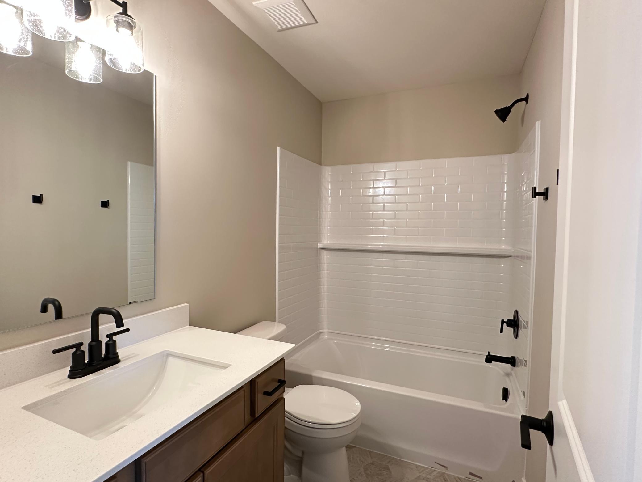 1664 Lund Way Property Photo 13