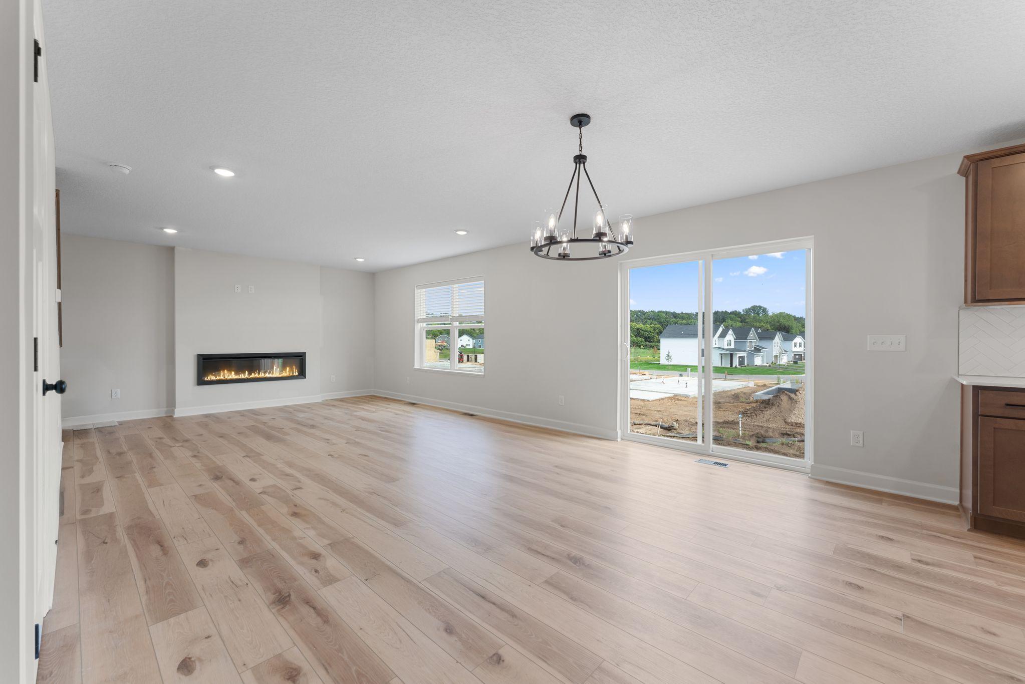 1173 Annagaire Curve Property Photo 3