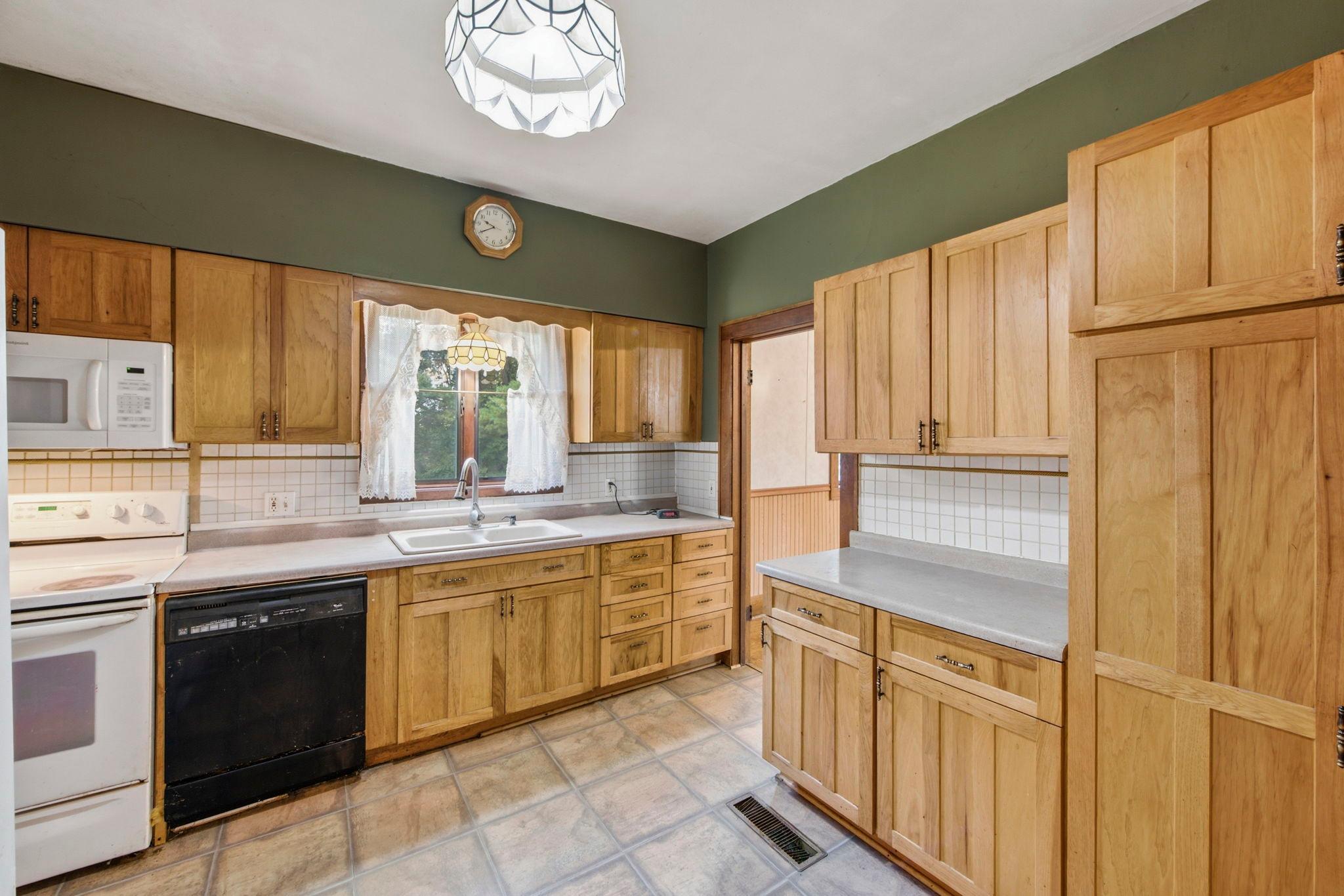 2079 Wi-35 Property Photo 3