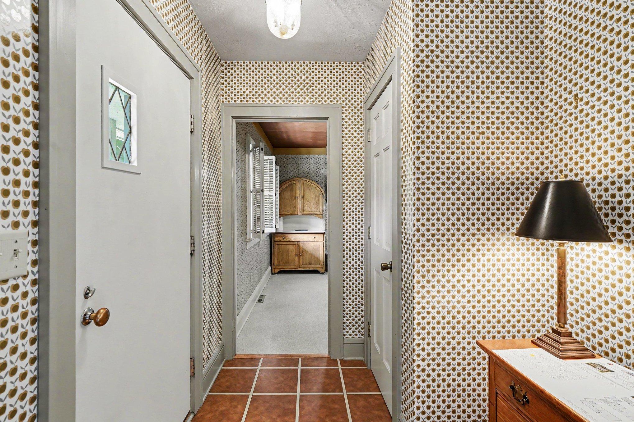 7017 Valley View Road Property Photo 11