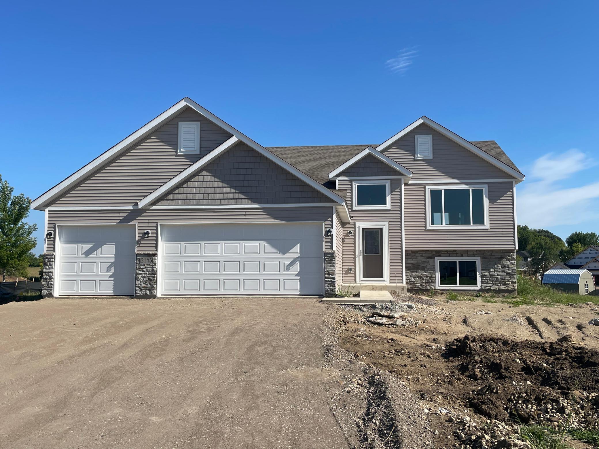 2145 Violet Lane Property Photo 1