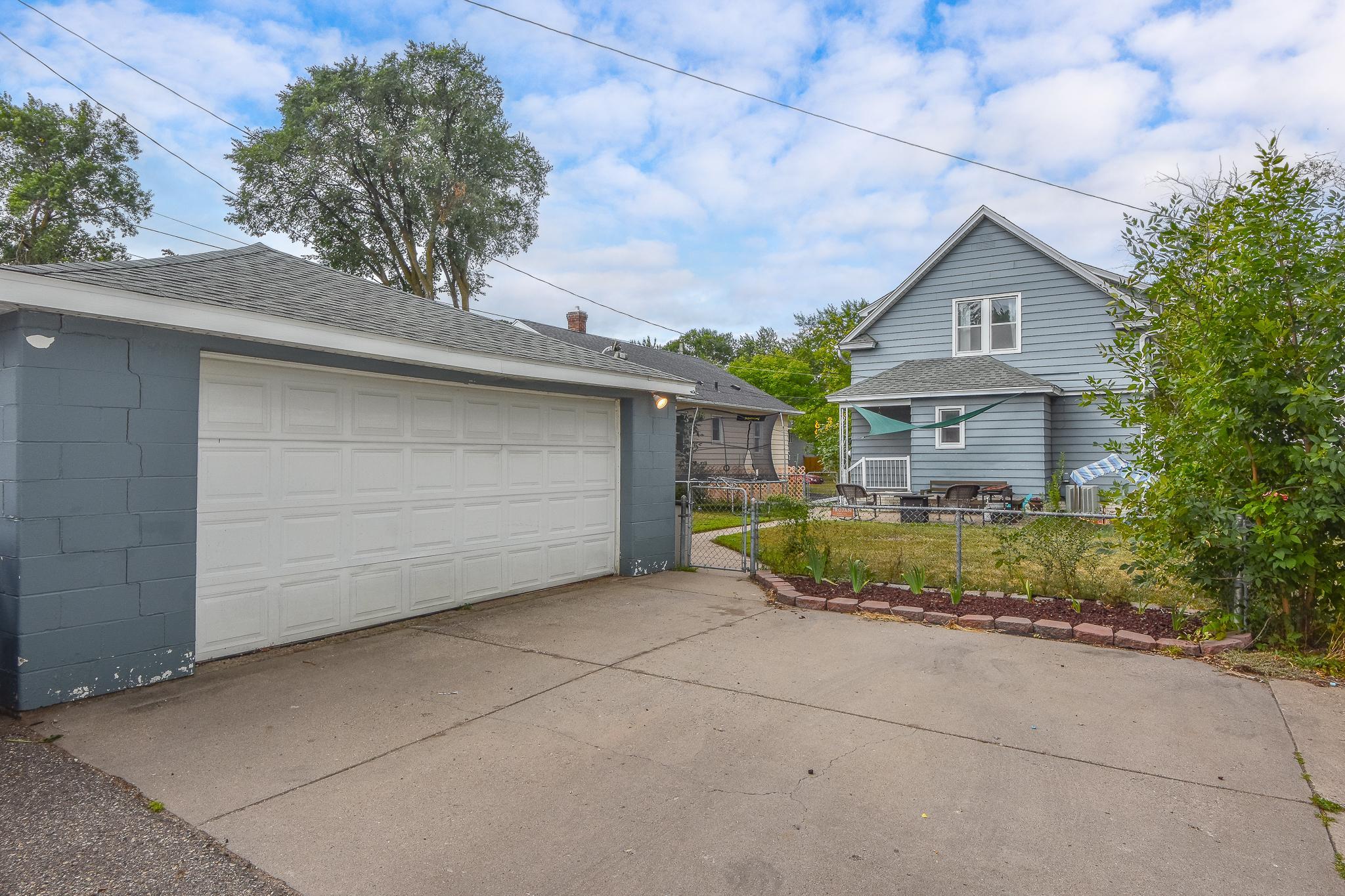 814 Mckinley Place S Property Photo 4