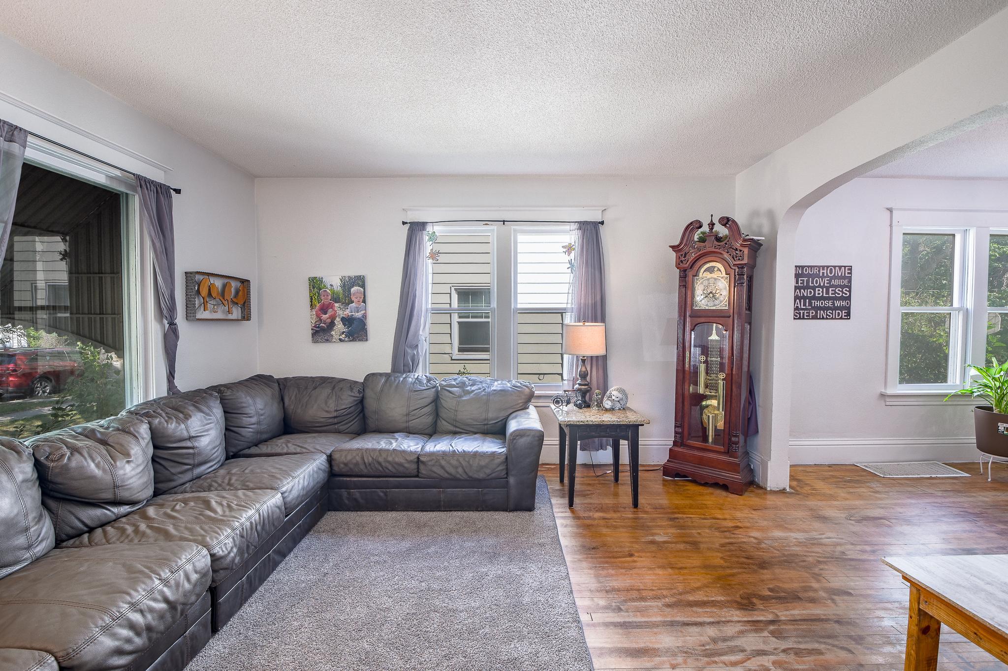 814 Mckinley Place S Property Photo 14