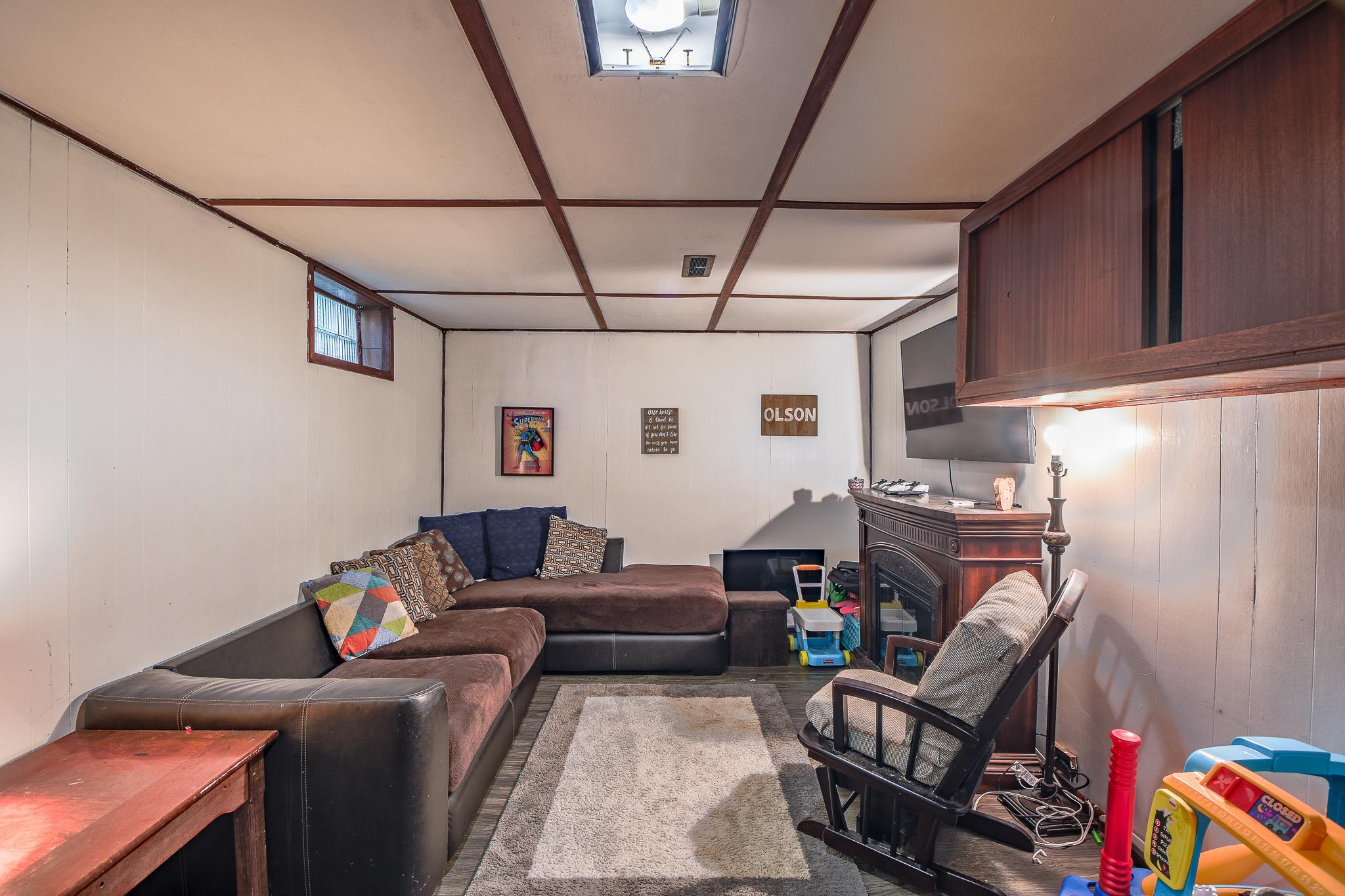814 Mckinley Place S Property Photo 29