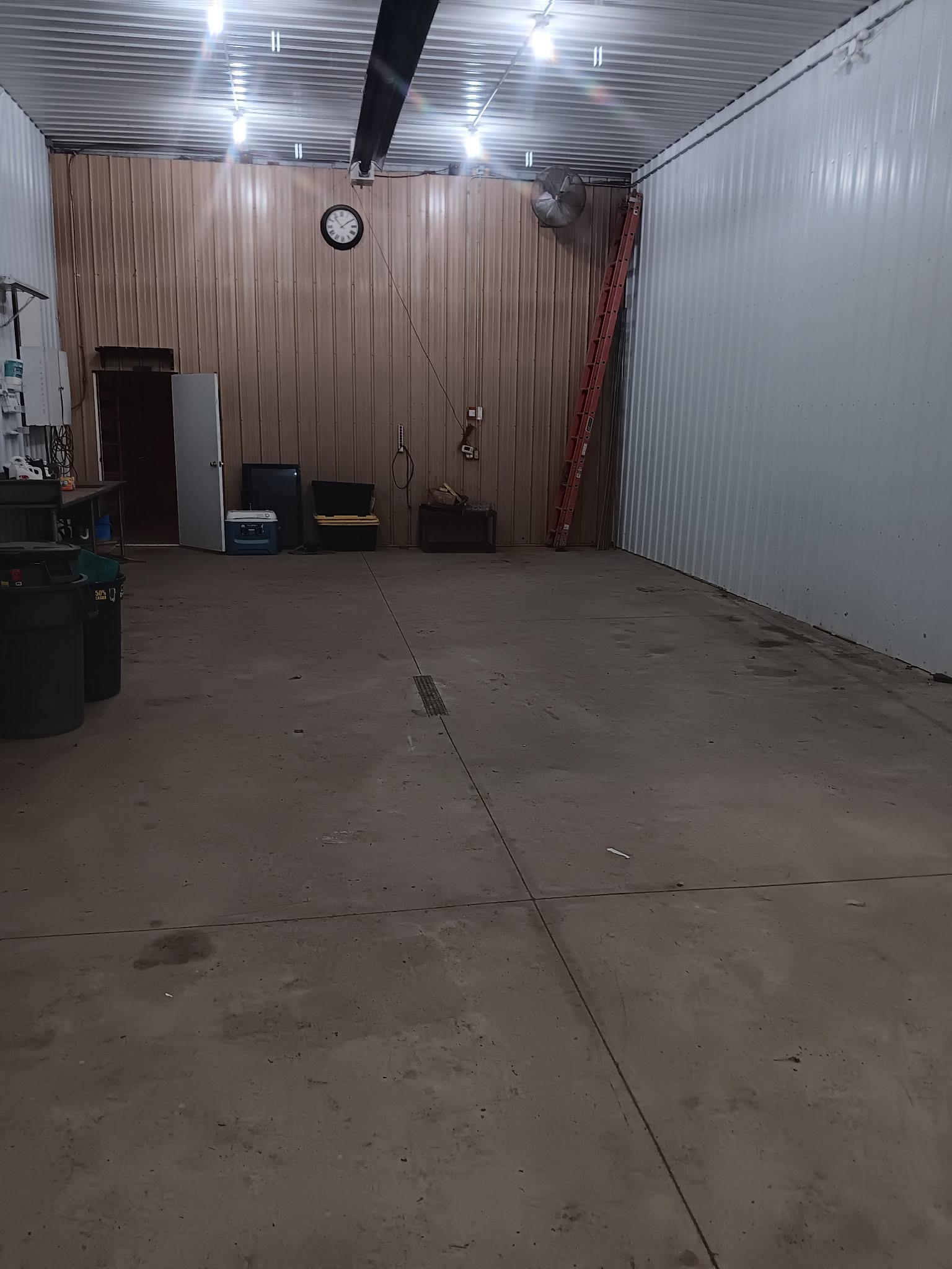 27521 Gateway Road Property Photo 3
