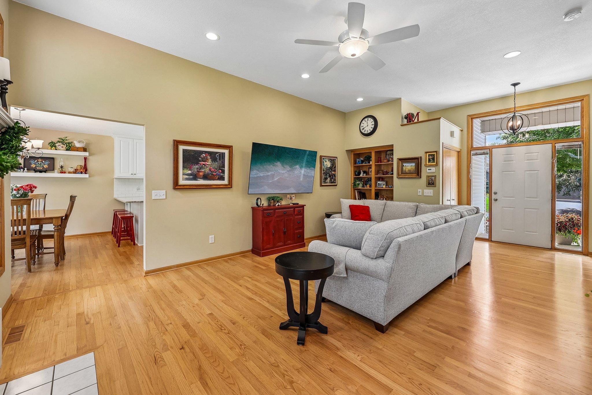 961 Coneflower Court Property Photo 6