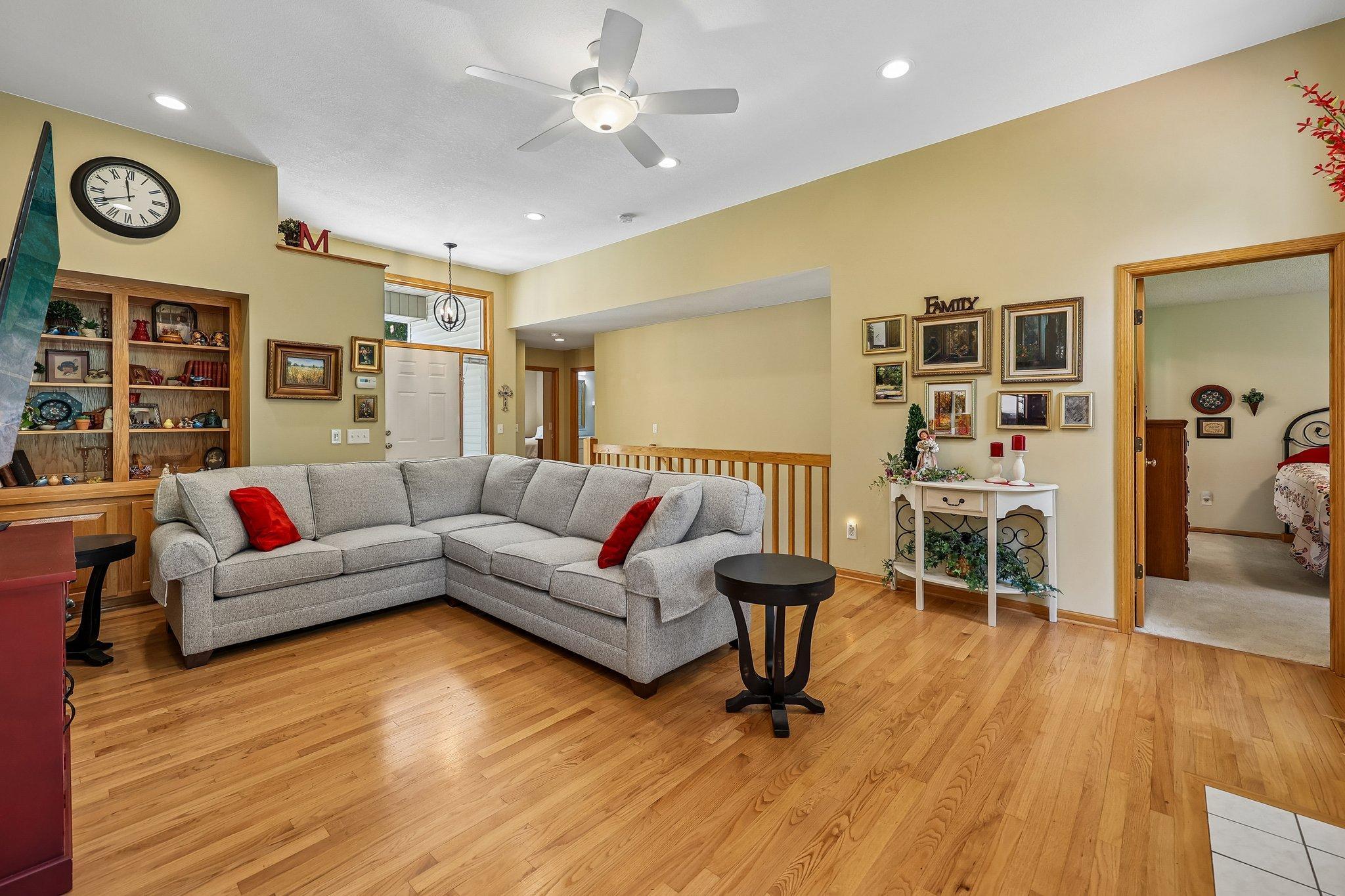 961 Coneflower Court Property Photo 7