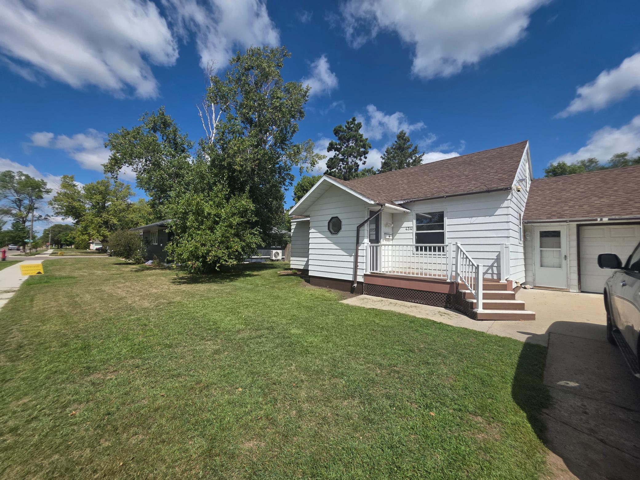 434 5th Street Sw Property Photo 2