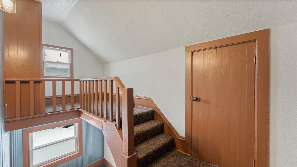 604 Atlantic Avenue N Property Photo 16