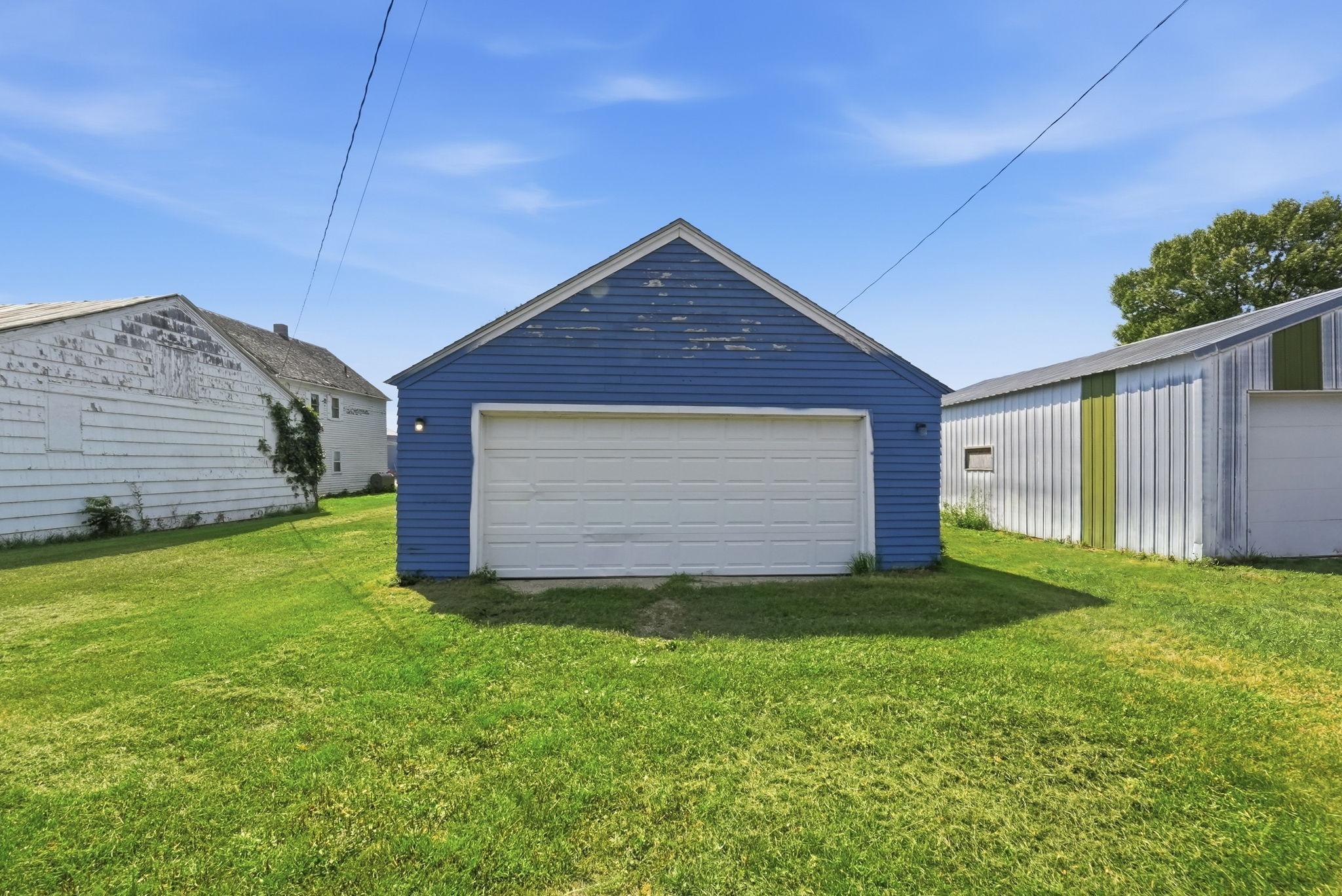 604 Atlantic Avenue N Property Photo 21