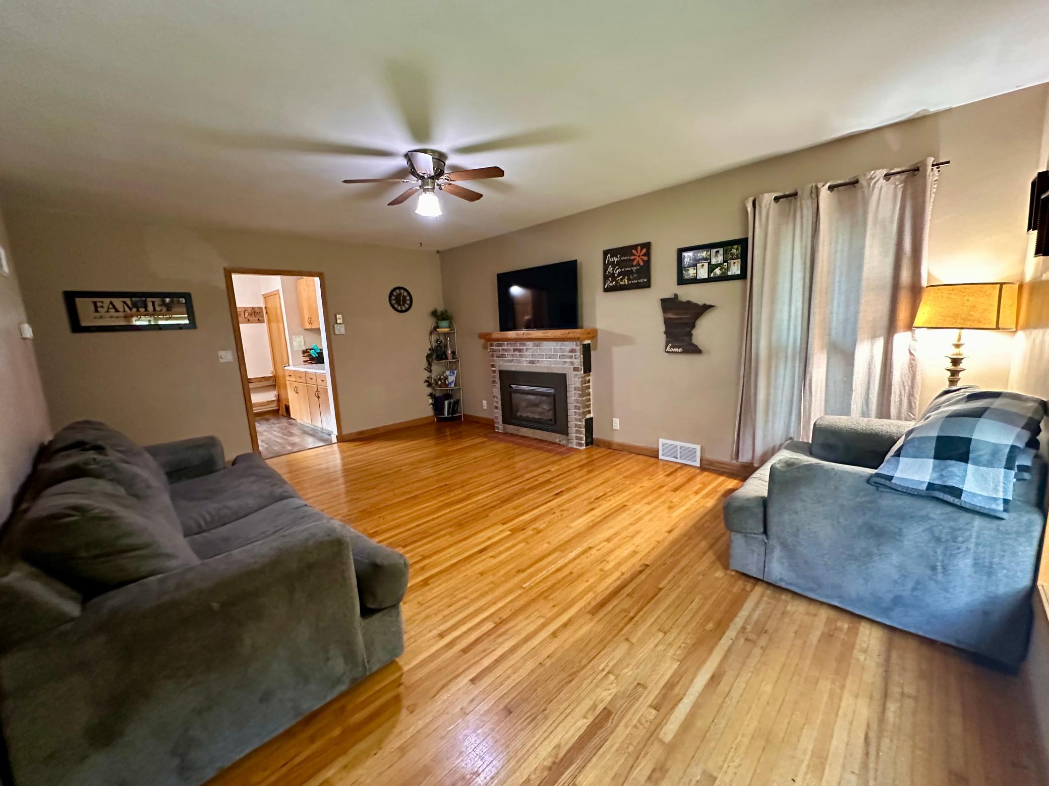2934 Oak Avenue Property Photo 6