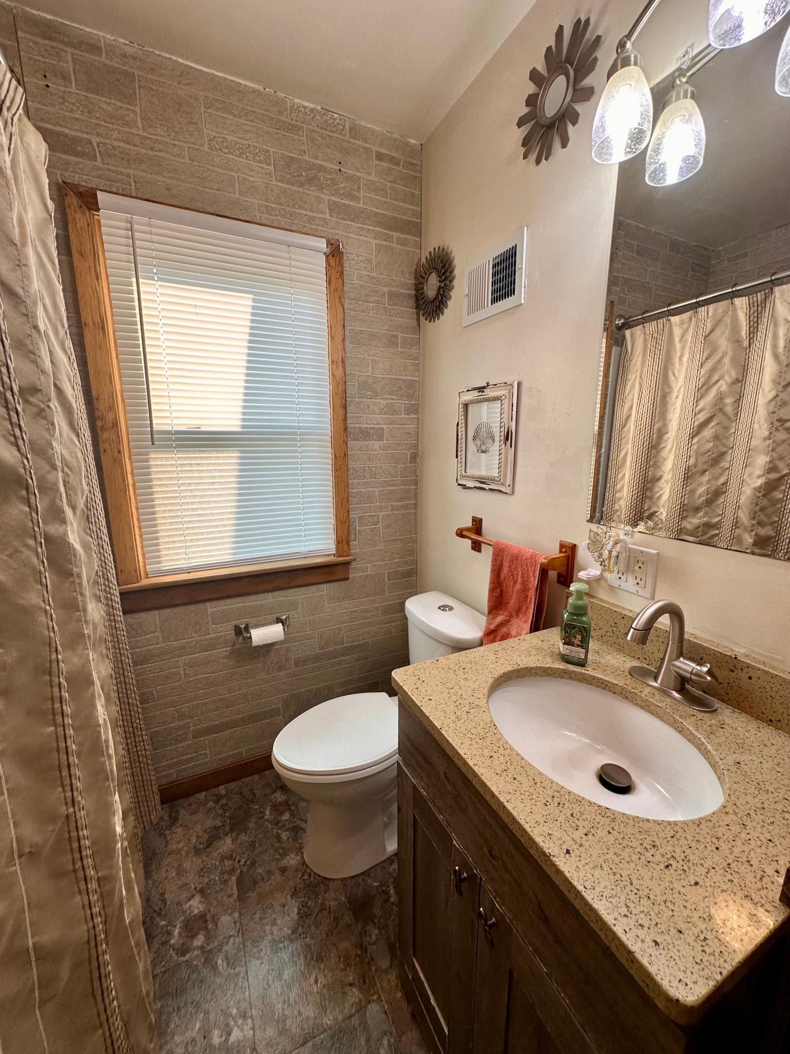 2934 Oak Avenue Property Photo 16