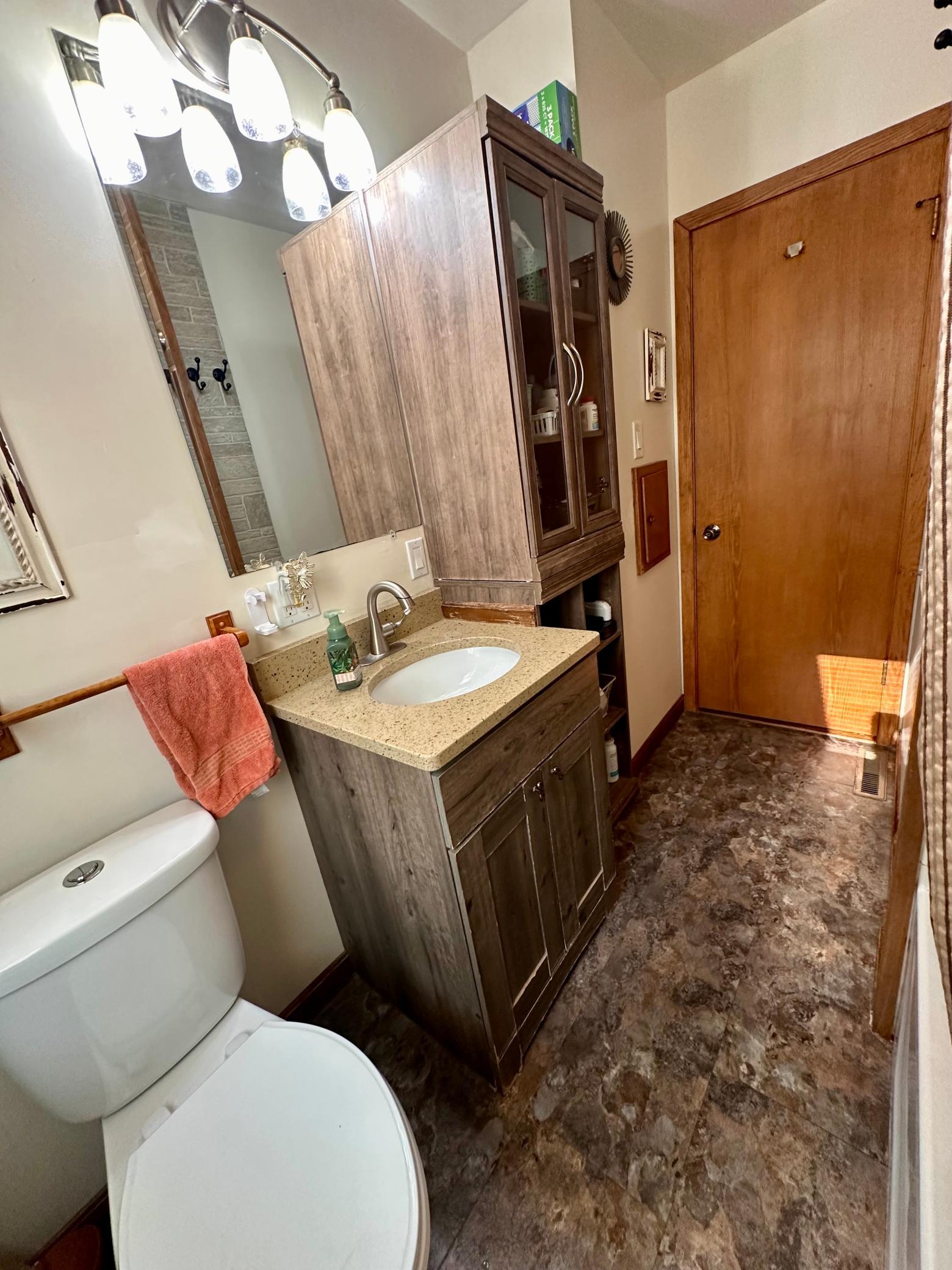 2934 Oak Avenue Property Photo 17