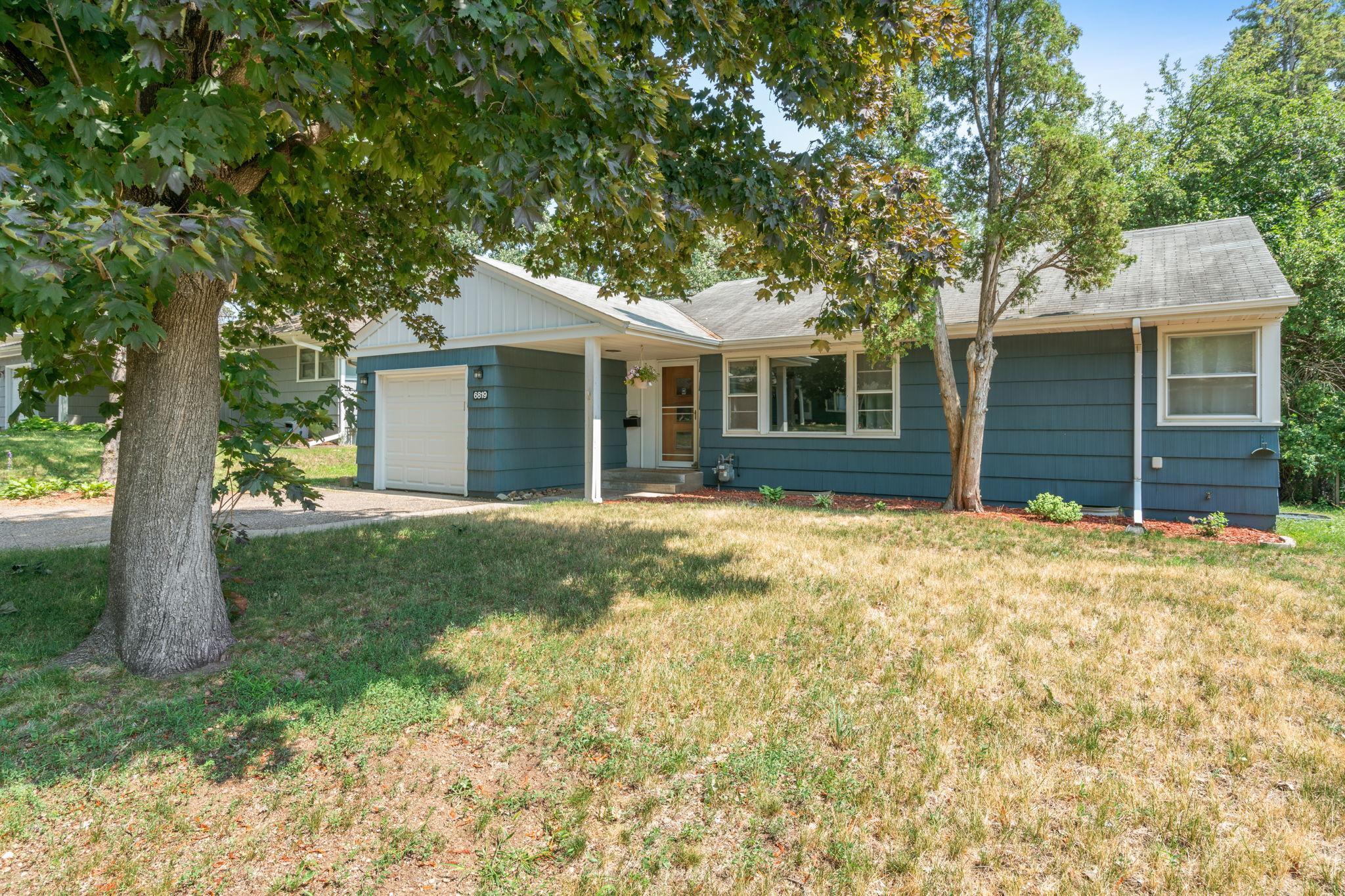 6819 Eliot View Road Property Photo 2