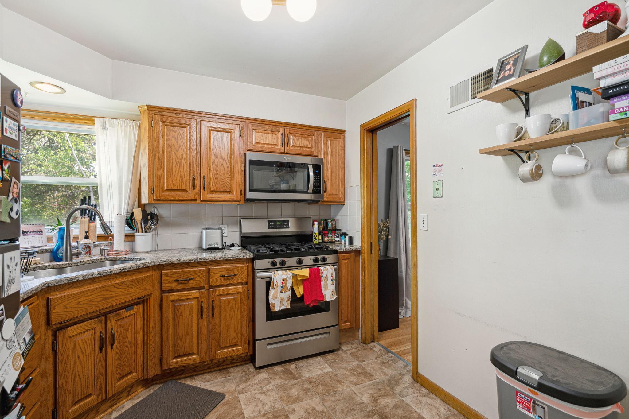 6819 Eliot View Road Property Photo 6