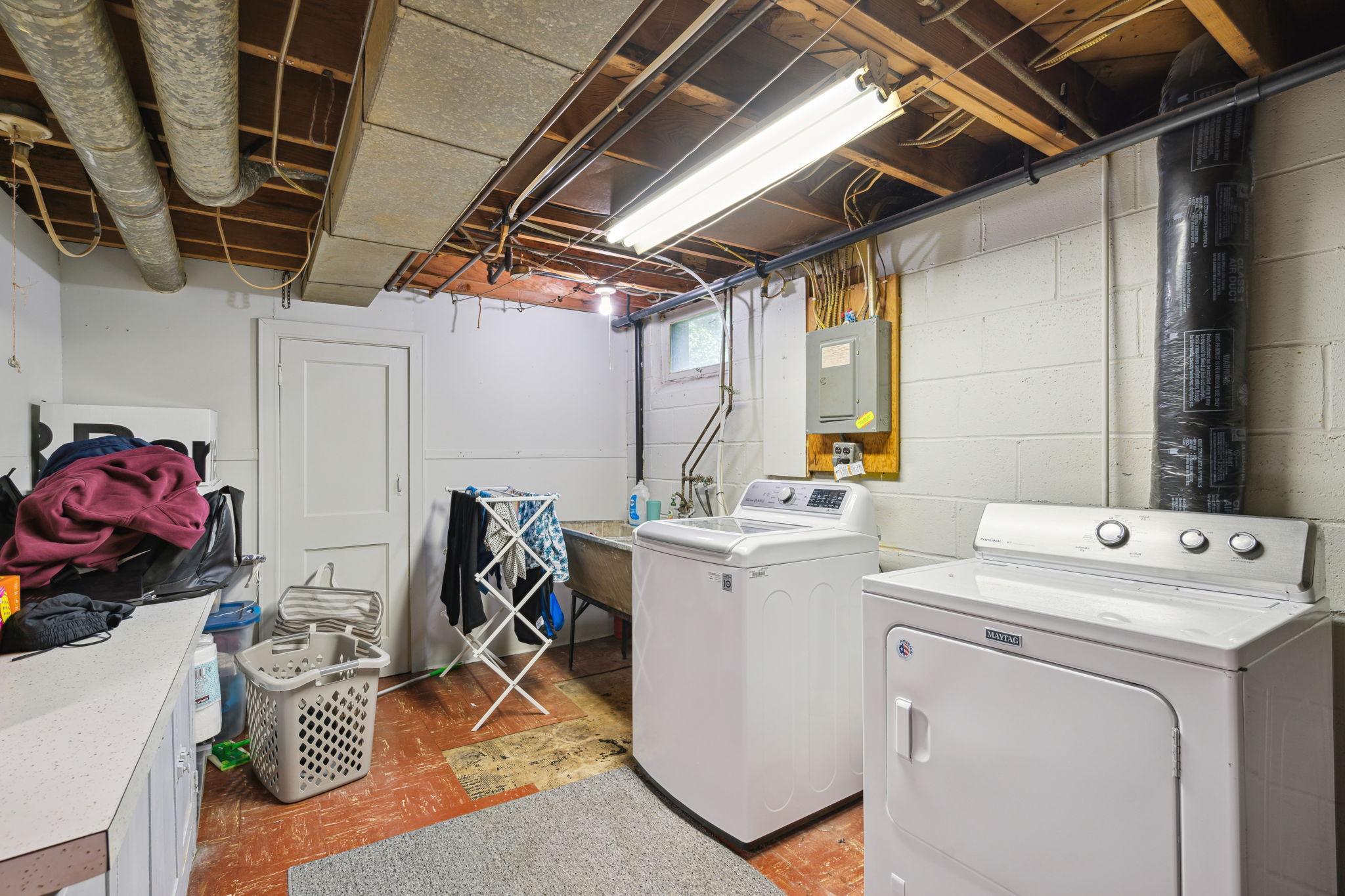 6819 Eliot View Road Property Photo 18