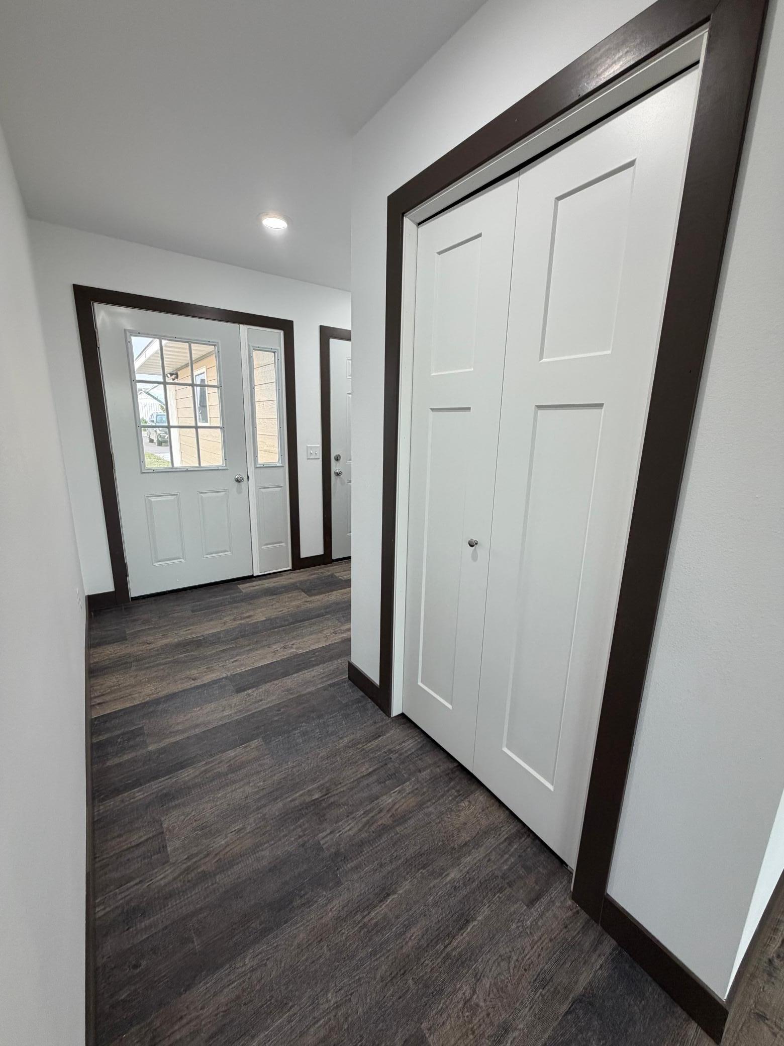100 Oak Crest Blvd Property Photo 2