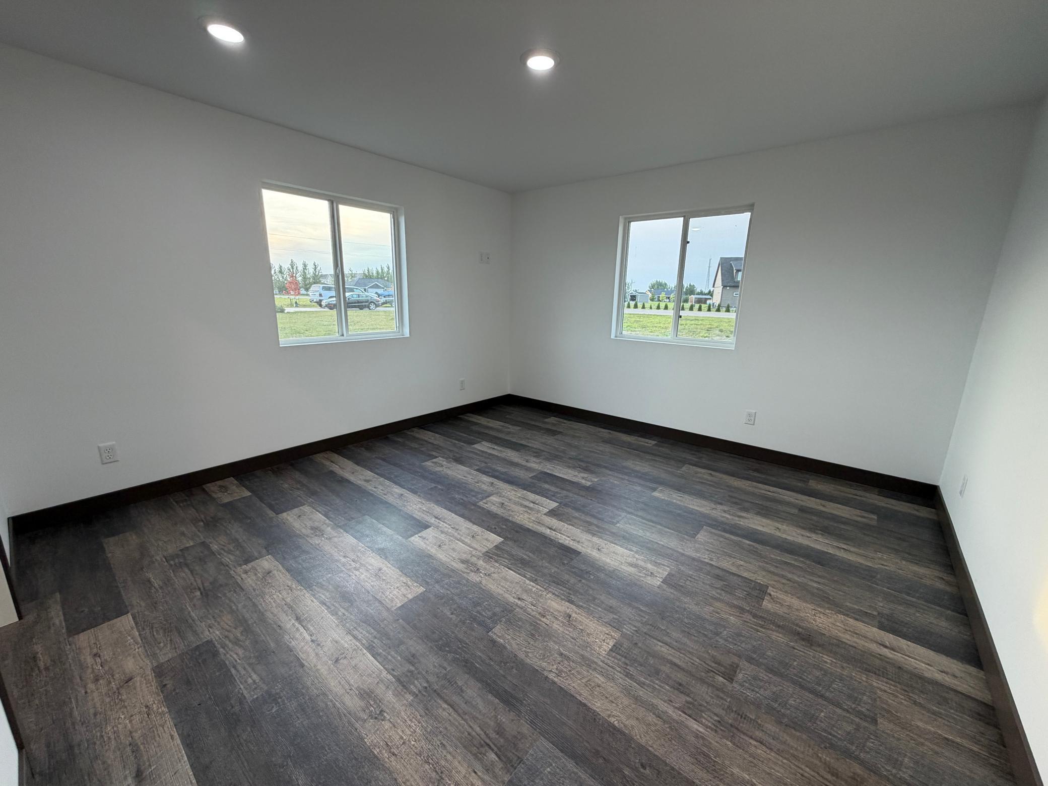 100 Oak Crest Blvd Property Photo 10
