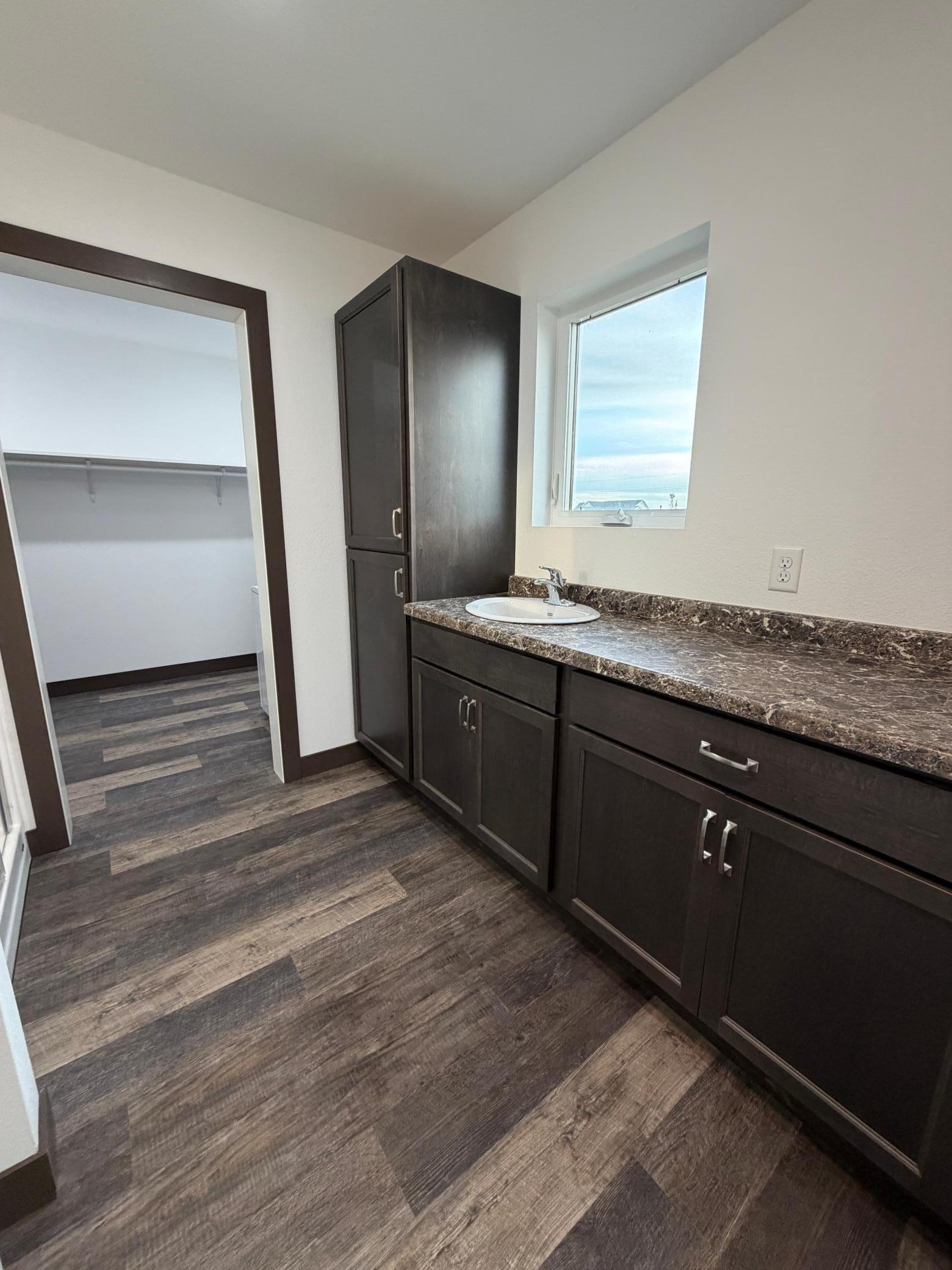 100 Oak Crest Blvd Property Photo 12