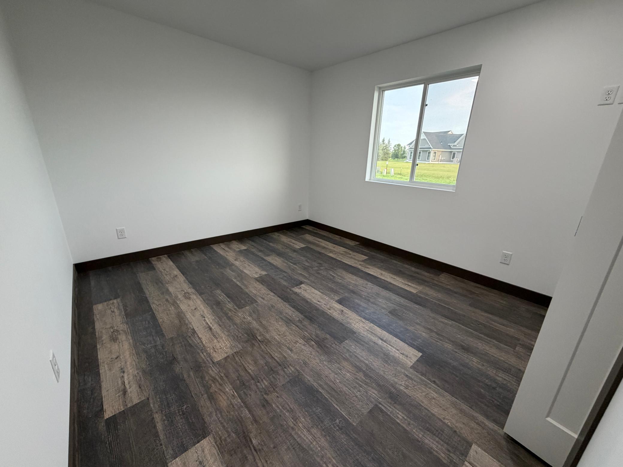 100 Oak Crest Blvd Property Photo 16